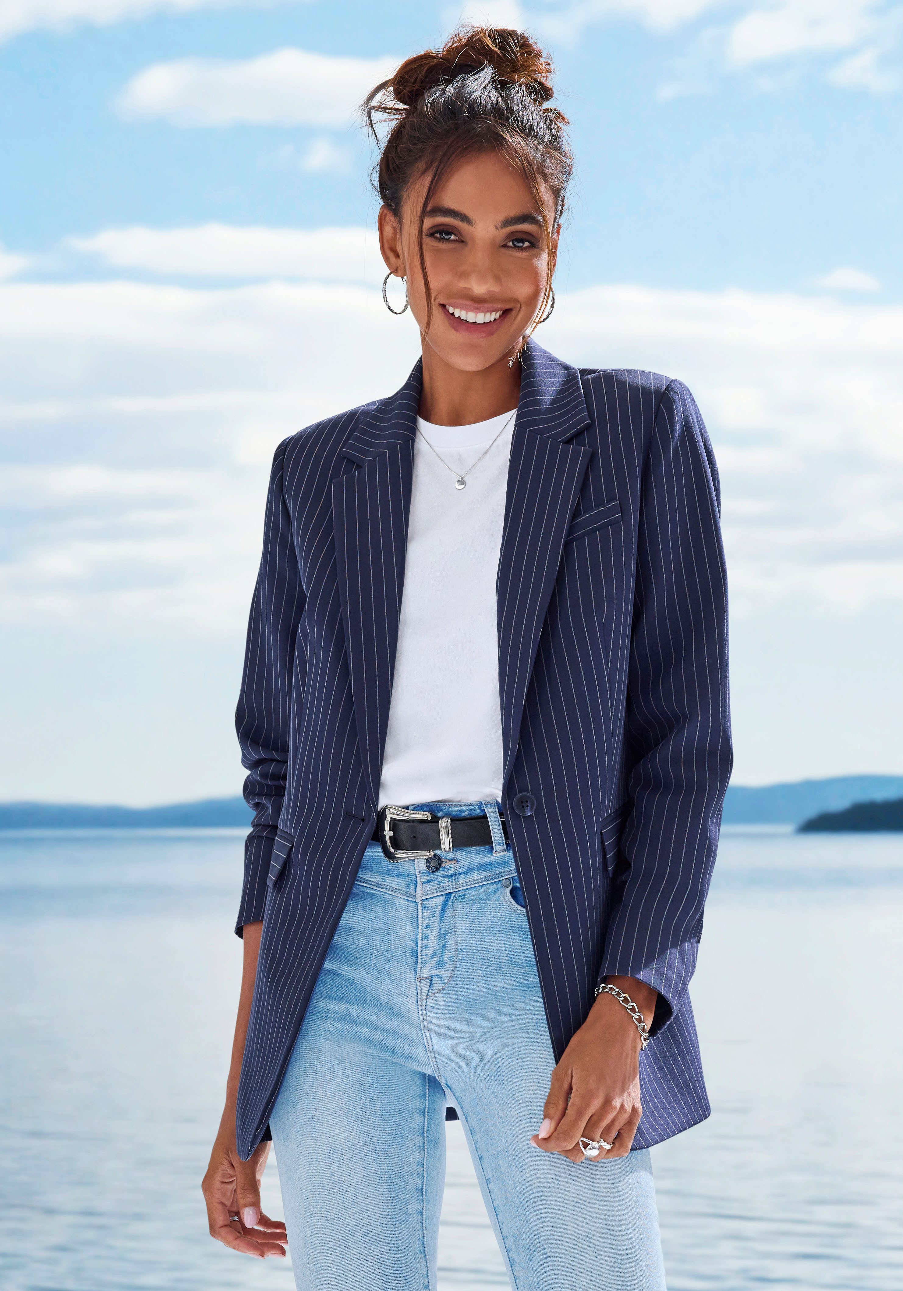 LASCANA Jackenblazer mit Nadelstreifen günstig online kaufen