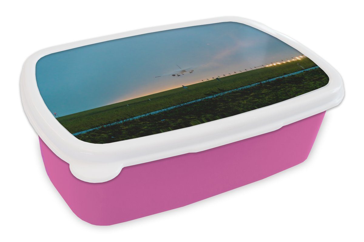MuchoWow Lunchbox Kinder, Sonnenaufgang, (2-tlg), Kunststoff Snackbox, Landebahn für rosa bei Brotdose Mädchen, Kunststoff, Erwachsene, Schiphol Brotbox
