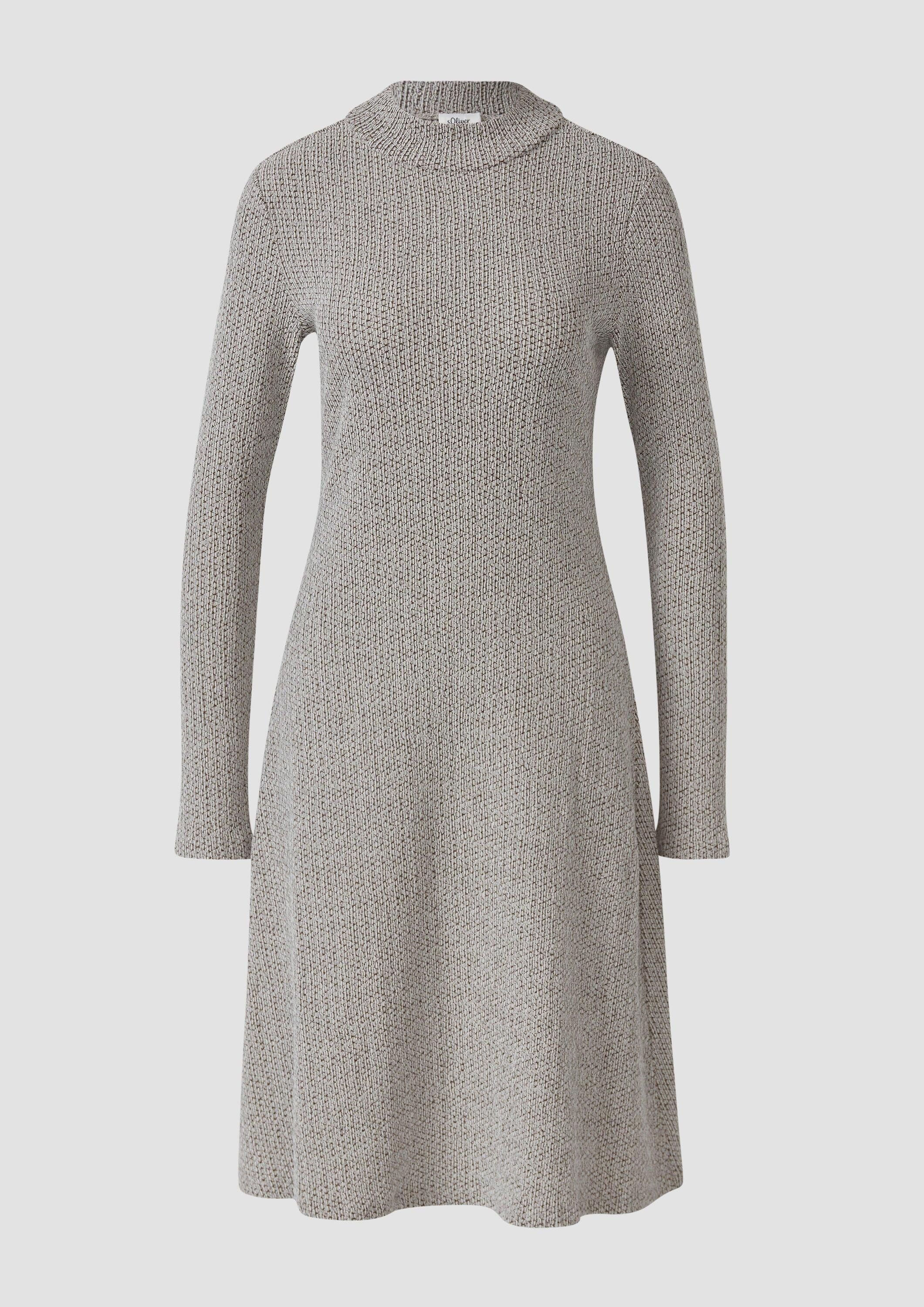 s.Oliver Midikleid Kleid Strukturiertes Jerseykleid mit ausgestelltem Saum