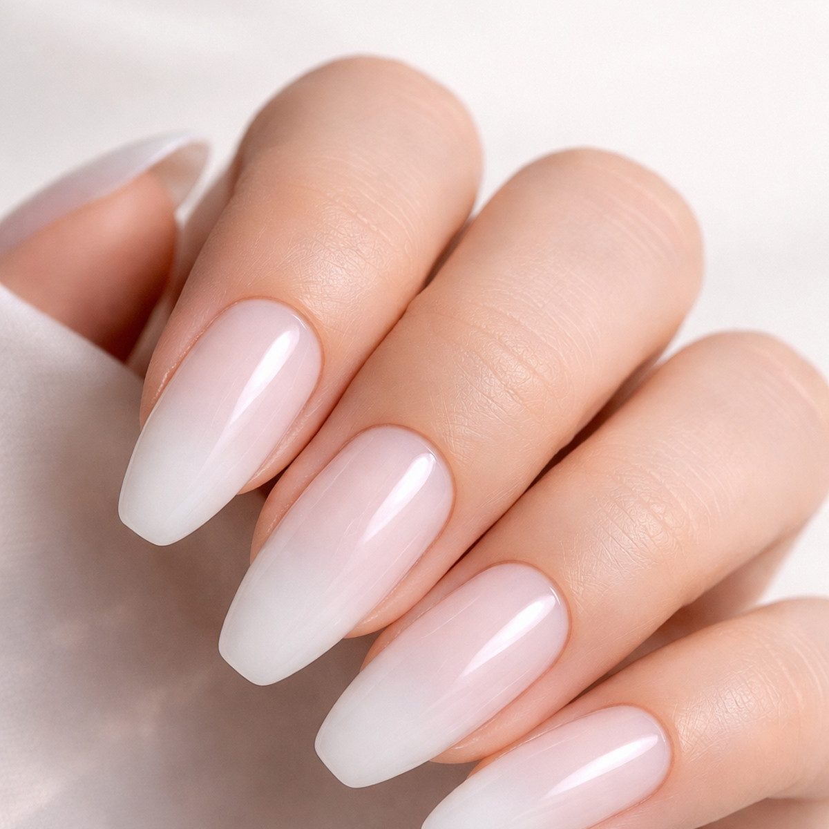 Sun Garden Nails UV-Gel Nailset mit Aufbaugel Milky White 30ml-Primer-Cleaner 100ml, 3-tlg., Milchig weisses Gel deckt perfekt alle Unebenheiten ab