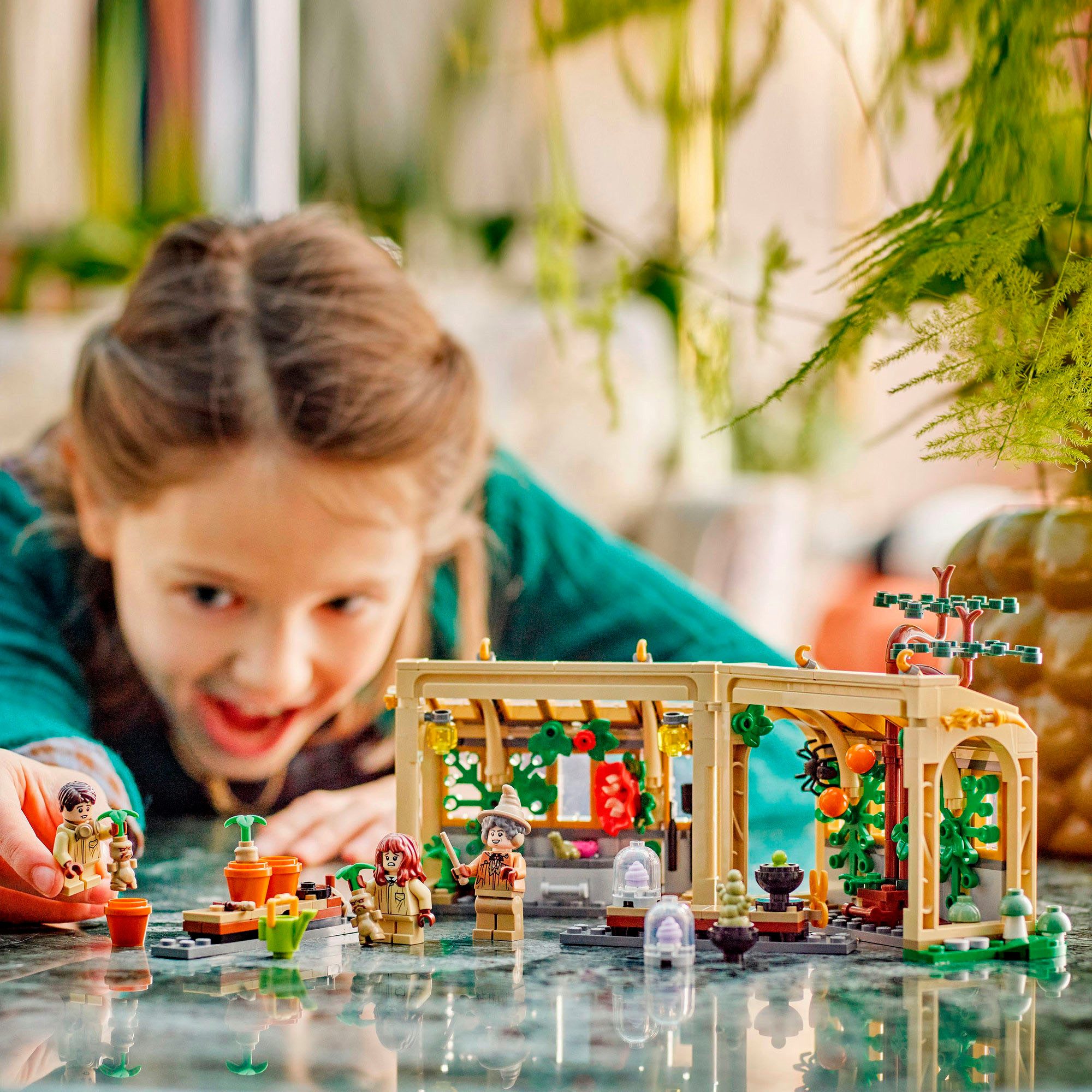 LEGO® Schloss Hogwarts: Kräuterkundeunterricht (76445), LEGO Harry Potter™ günstig online kaufen