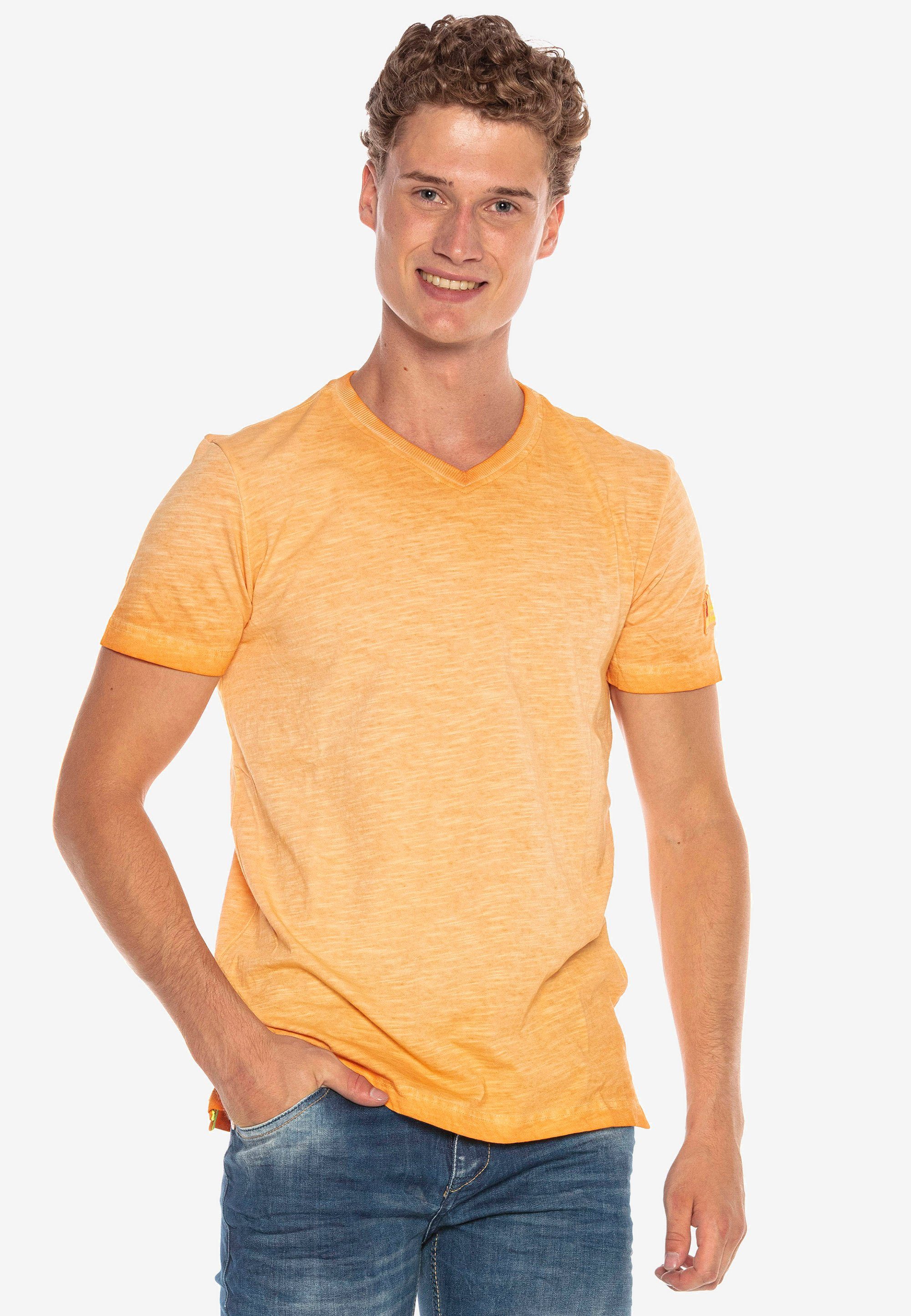 Cipo & Baxx T-Shirt mit kleinem Logo-Patch orange