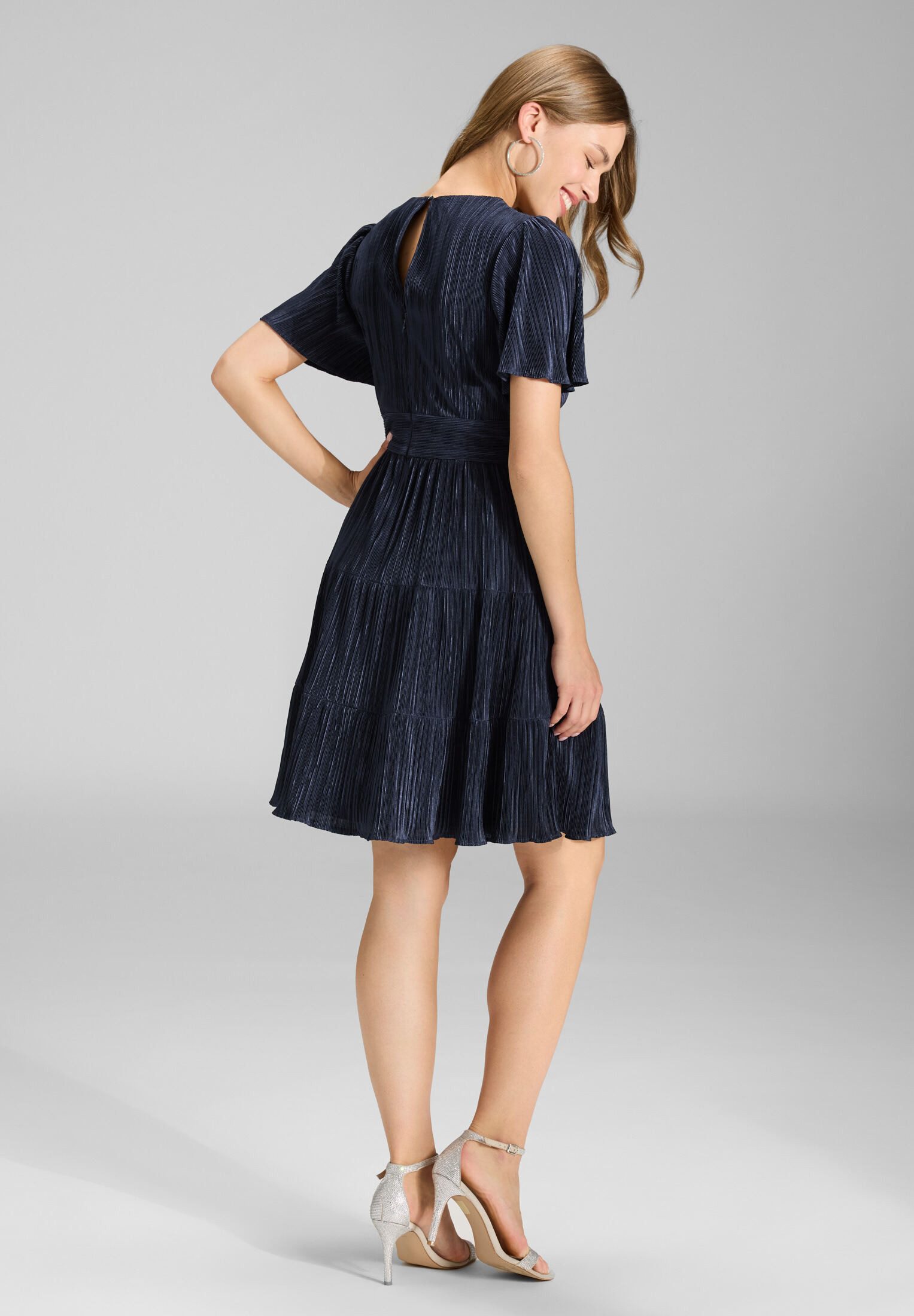 SWING Cocktailkleid - Cocktailkleid mit Stufenrock aus Plissee Jersey Taill günstig online kaufen