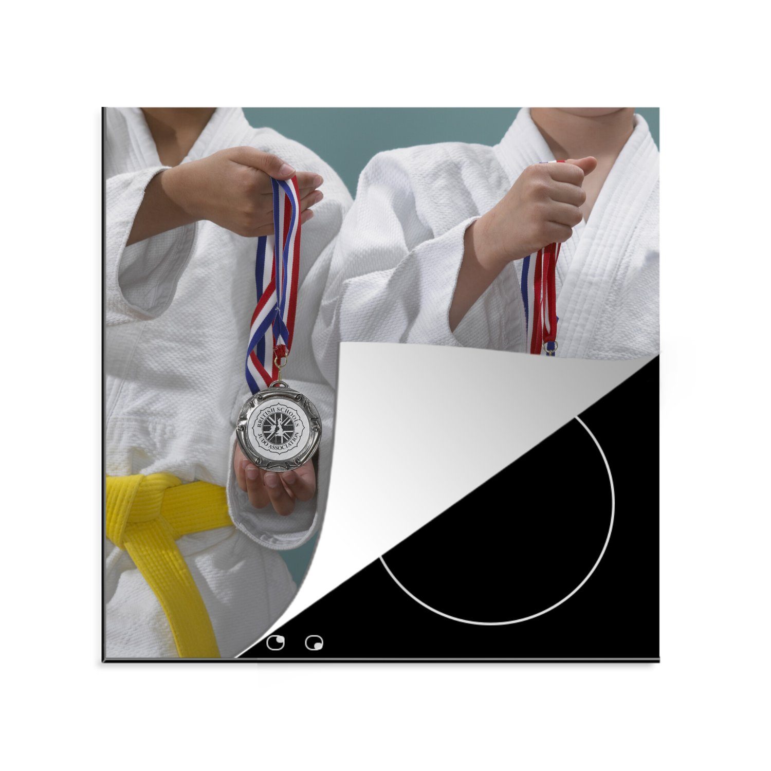 MuchoWow Herdblende-/Abdeckplatte Judoka cm, Arbeitsplatte Silbermedaille, Gold- tlg), Vinyl, für und Zwei die Ceranfeldabdeckung, 78x78 küche (1 halten