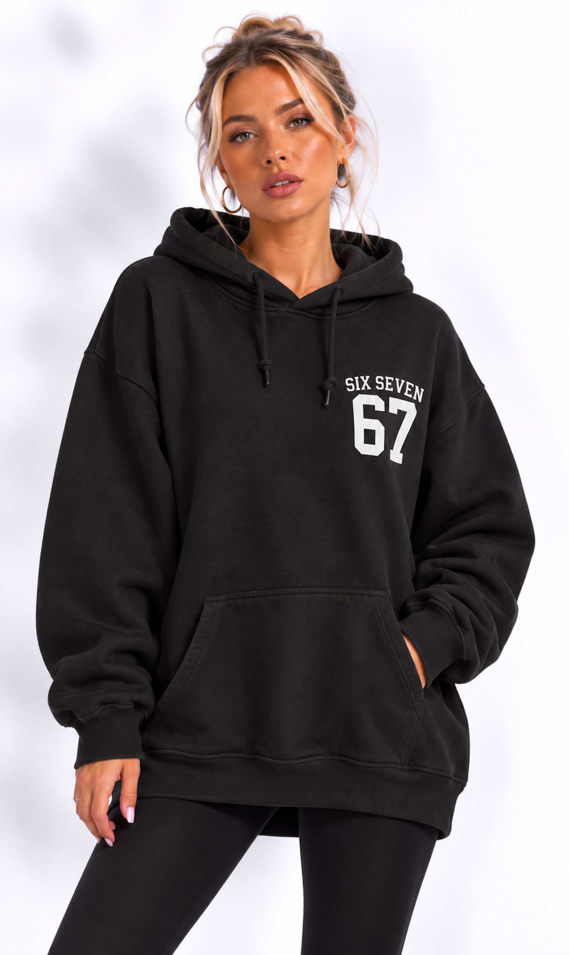Worldclassca Hoodie Worldclassca Oversized Hoodie SIX SEVEN 67 Kapuzenpullover Sweatshirt Neue Kollektion - Stilvolle und gemütliche Casual Mode für Damen