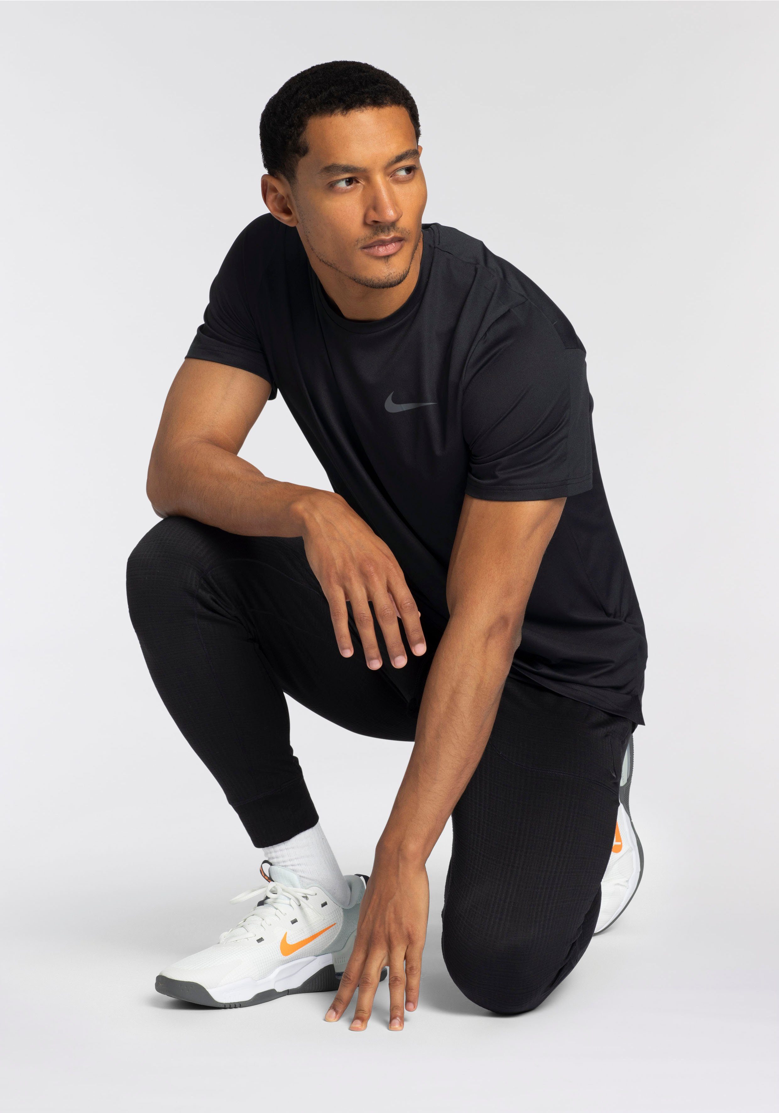 JOGGER MEN'S YOGA Trainingshose Nike DRI-FIT