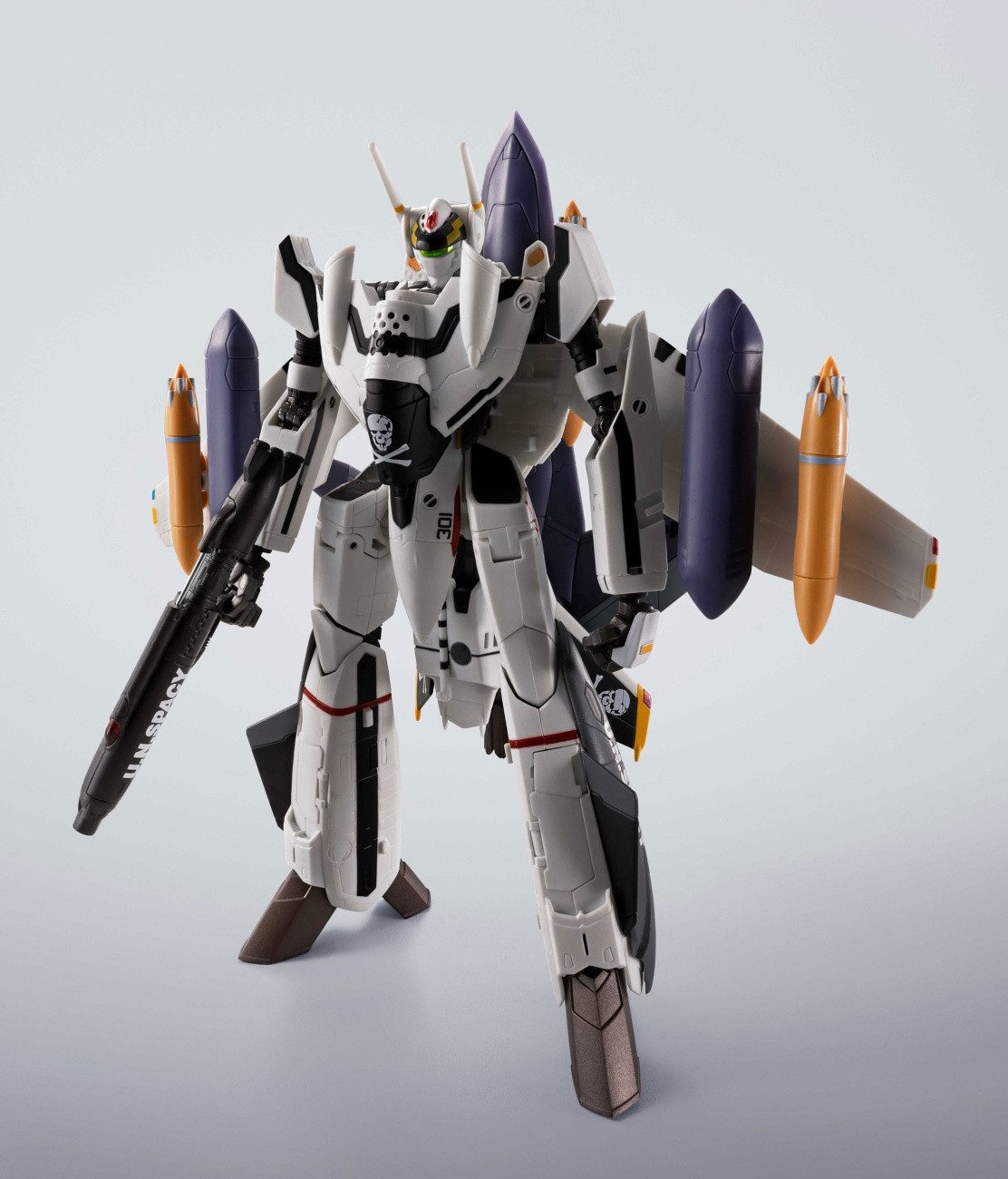 Bandai Tamashii Nations Actionfigur Macross Hi-Metal R Actionfigur VF-0S Phoenix (Roy Focker Use) & QF-220