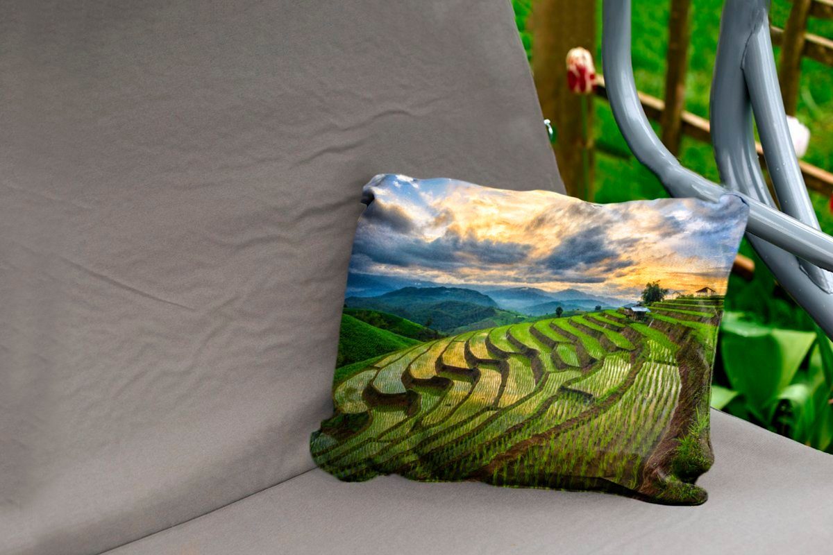 MuchoWow Thailands, schönes Kissenhülle über Dekokissen Ein Wolkenfeld Reisfeldern Dekokissenbezug, den Polyester, Outdoor-Dekorationskissen,