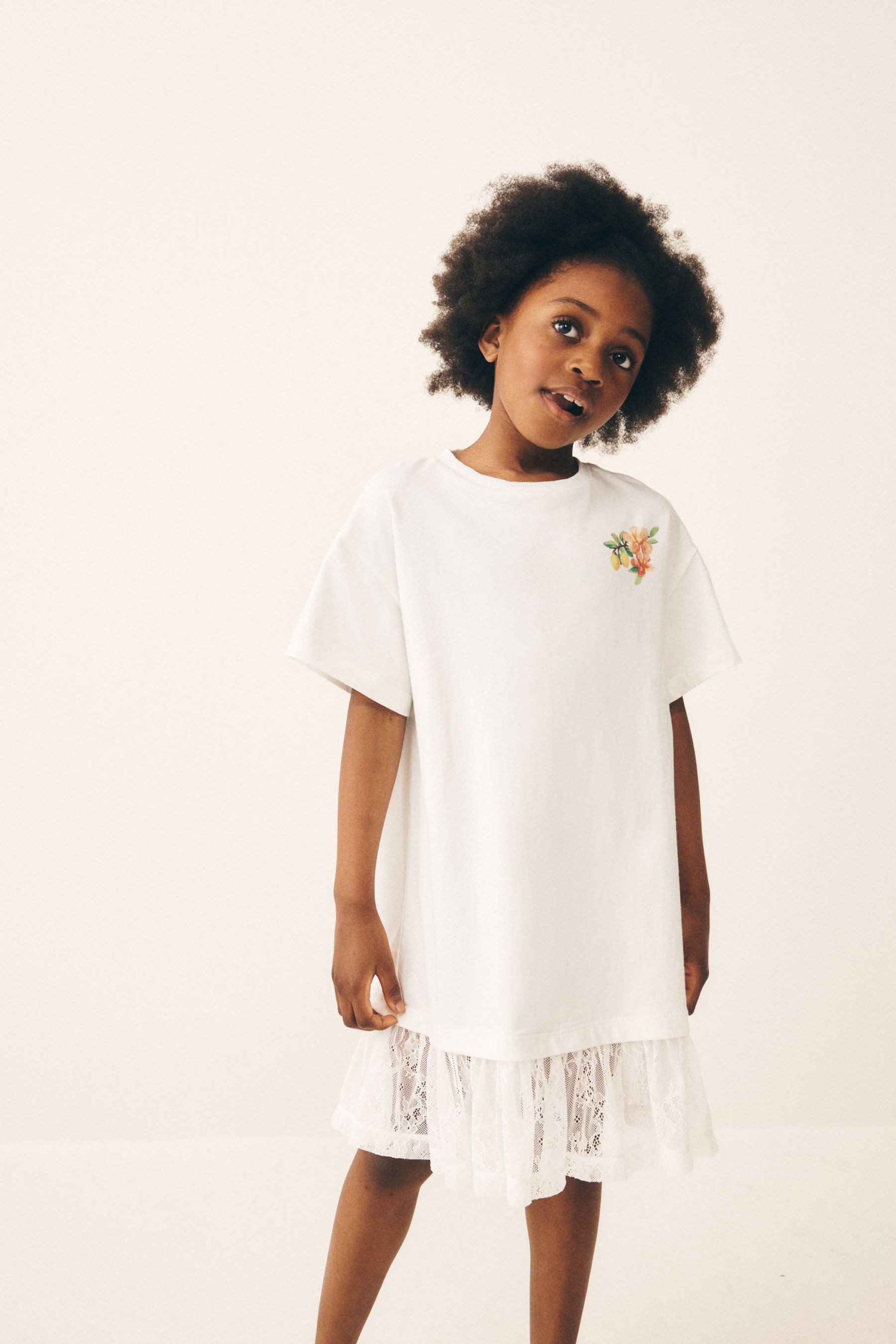 Next Shirtkleid 2-in-1-T-Shirt-Kleid mit Spitze (1-tlg)