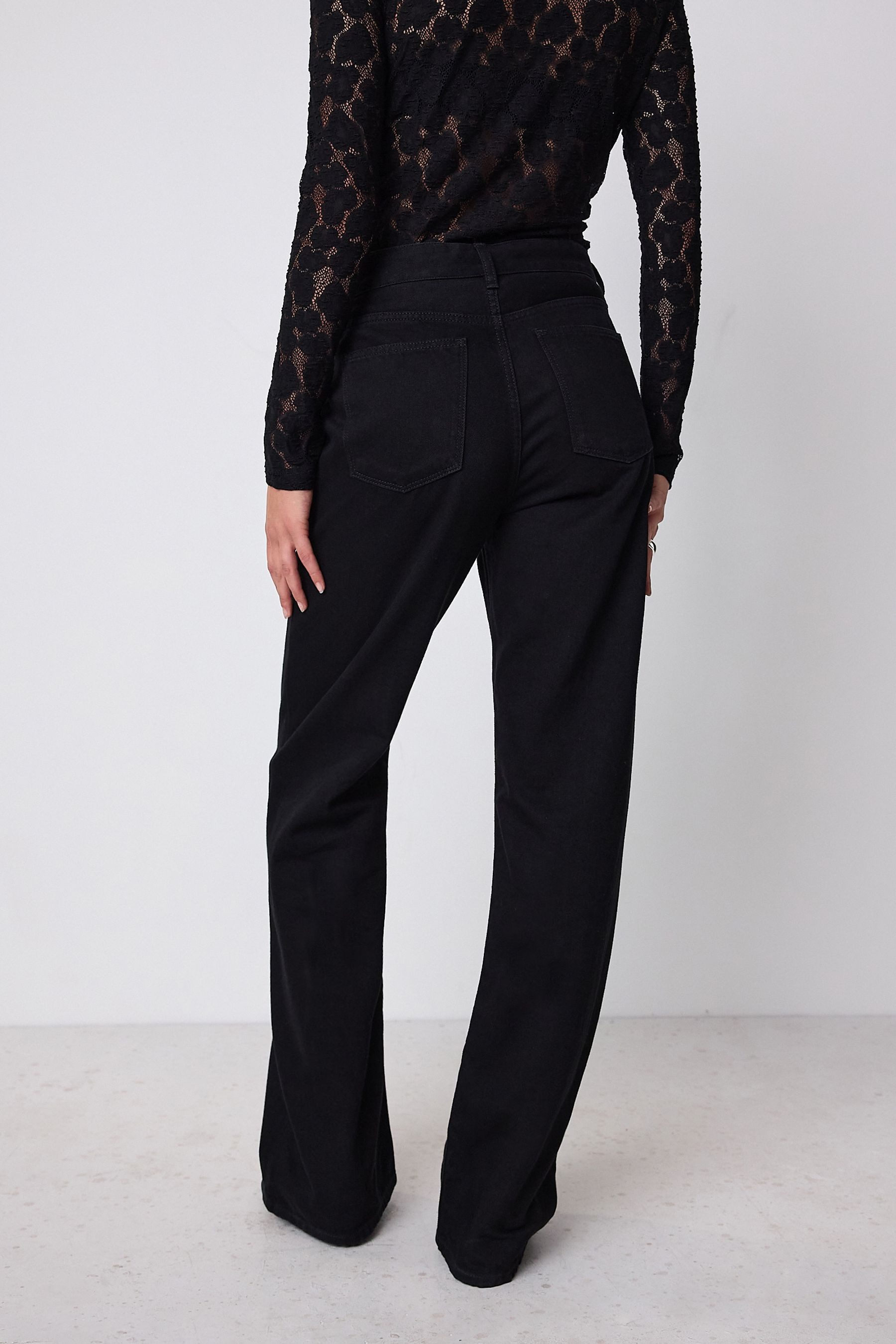 Next Straight-Jeans Straight Fit Jeans mit Frontnaht aus Baumwolle (1-tlg)