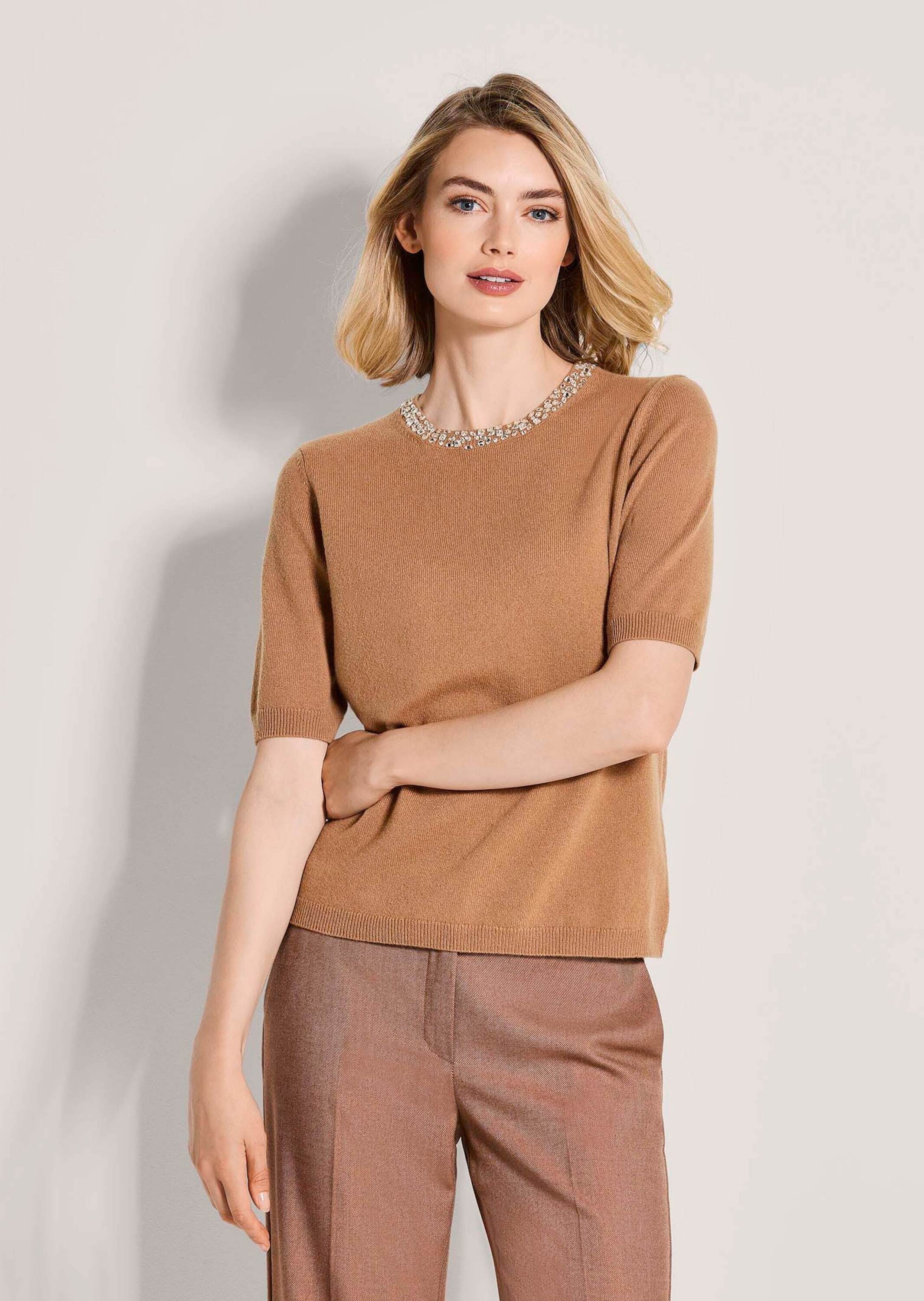 MADELEINE Strickpullover Feinstrickpullover mit Schmucksteinen Sommershirt günstig online kaufen