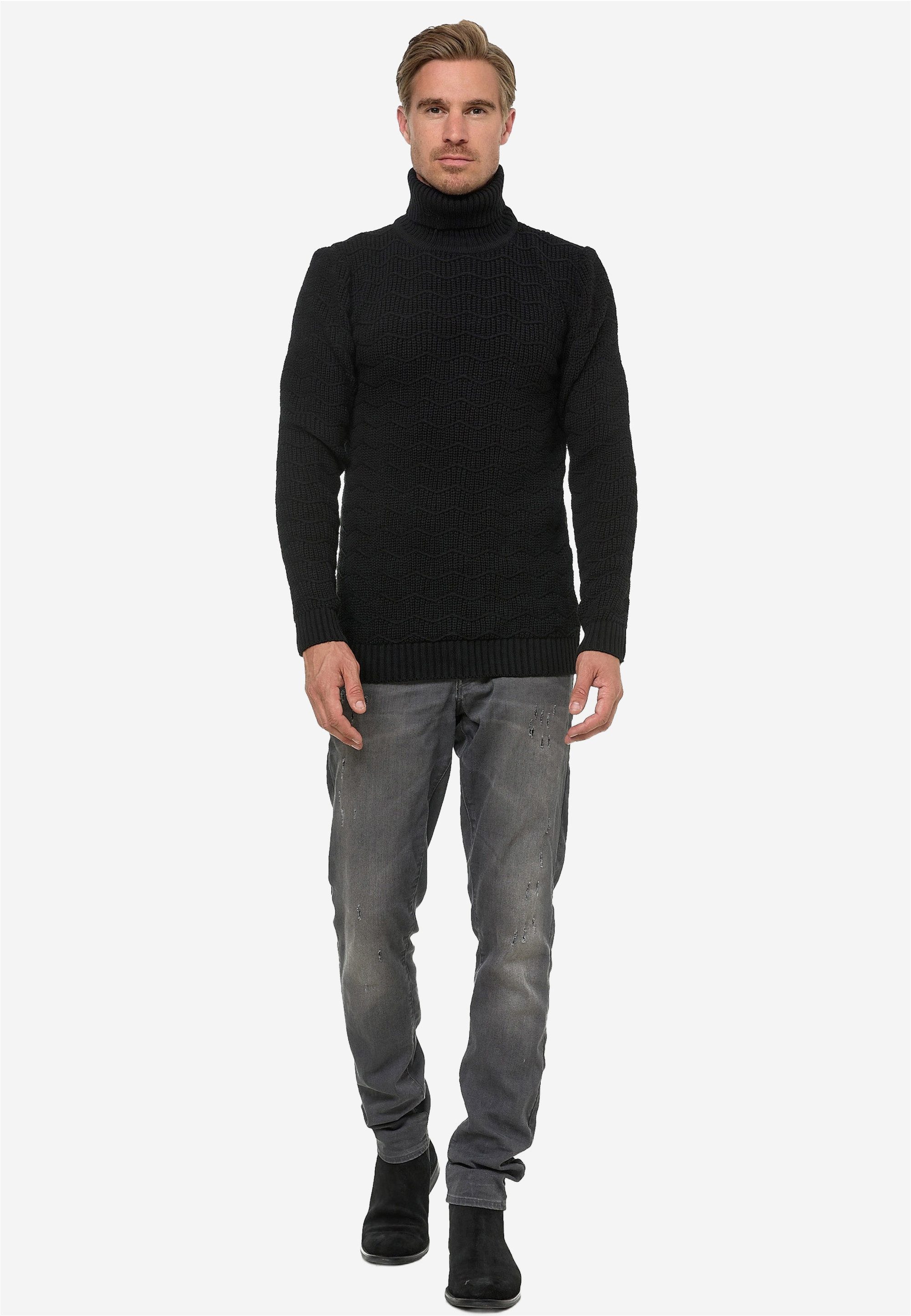 Rusty Neal Rollkragenpullover im angesagten Design