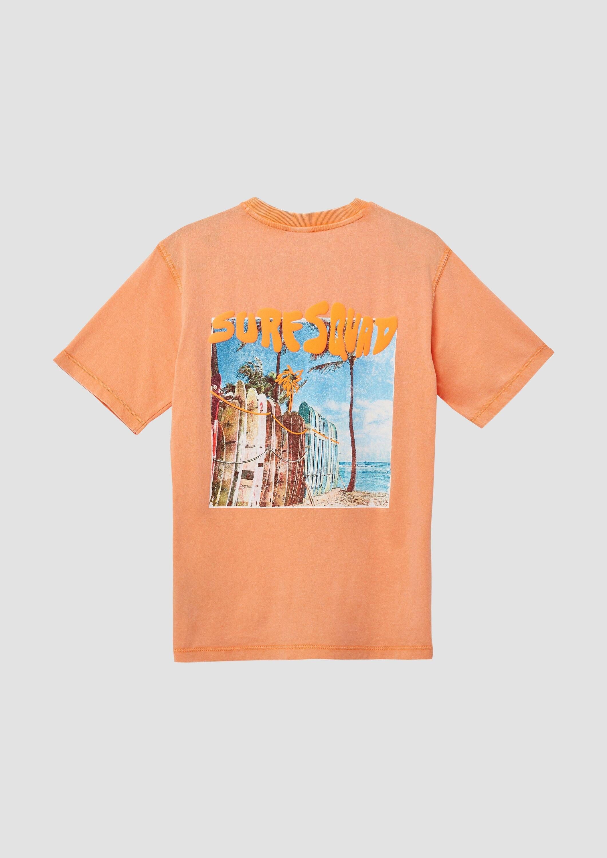 s.Oliver Kurzarmshirt T-Shirt T-Shirt mit Used-Effekt und Rückenprint