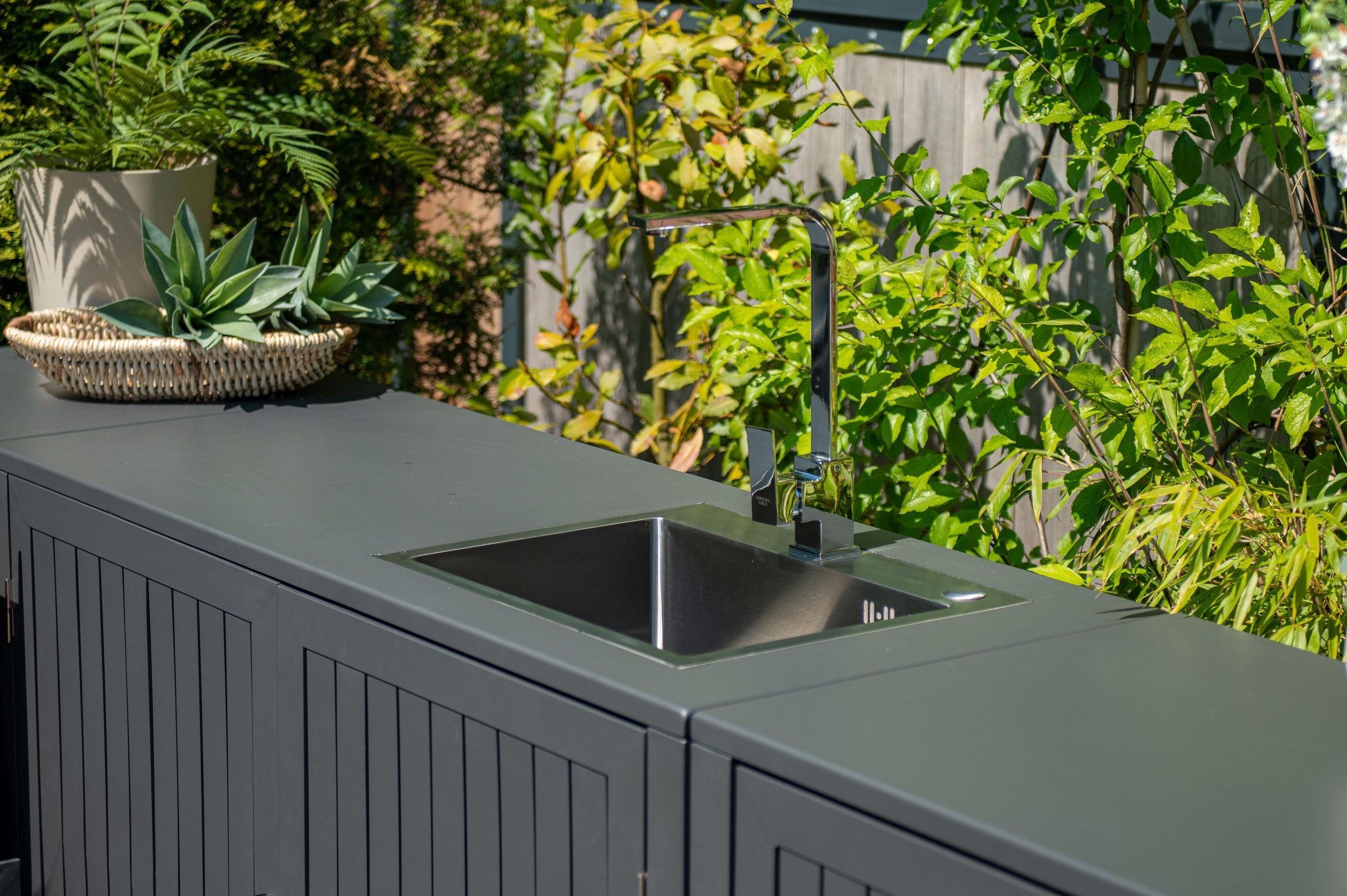 Gardissimo Küchenregal Outdoor Küche Rudolf Garten Grill Küche Außenküche, Spar-Set 1-tlg., wetterfest und flexibel stellbar
