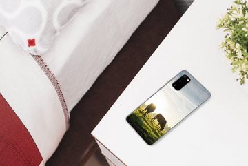MuchoWow Handyhülle Kühe - Sonne - Gras, Phone Case, Handyhülle Samsung Galaxy S20, Silikon, Schutzhülle