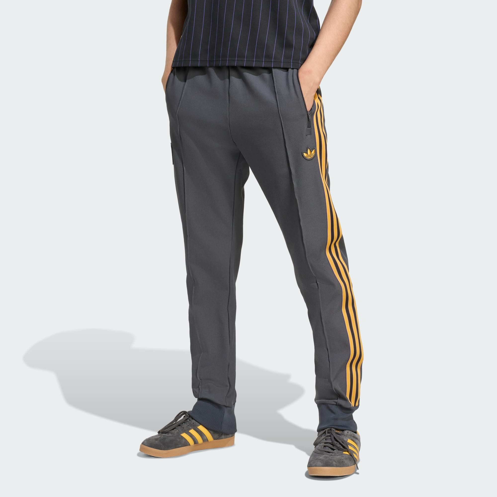adidas Originals Trainingshose MANCHESTER UNITED TERRACE ICONS TRAININGSHOSE