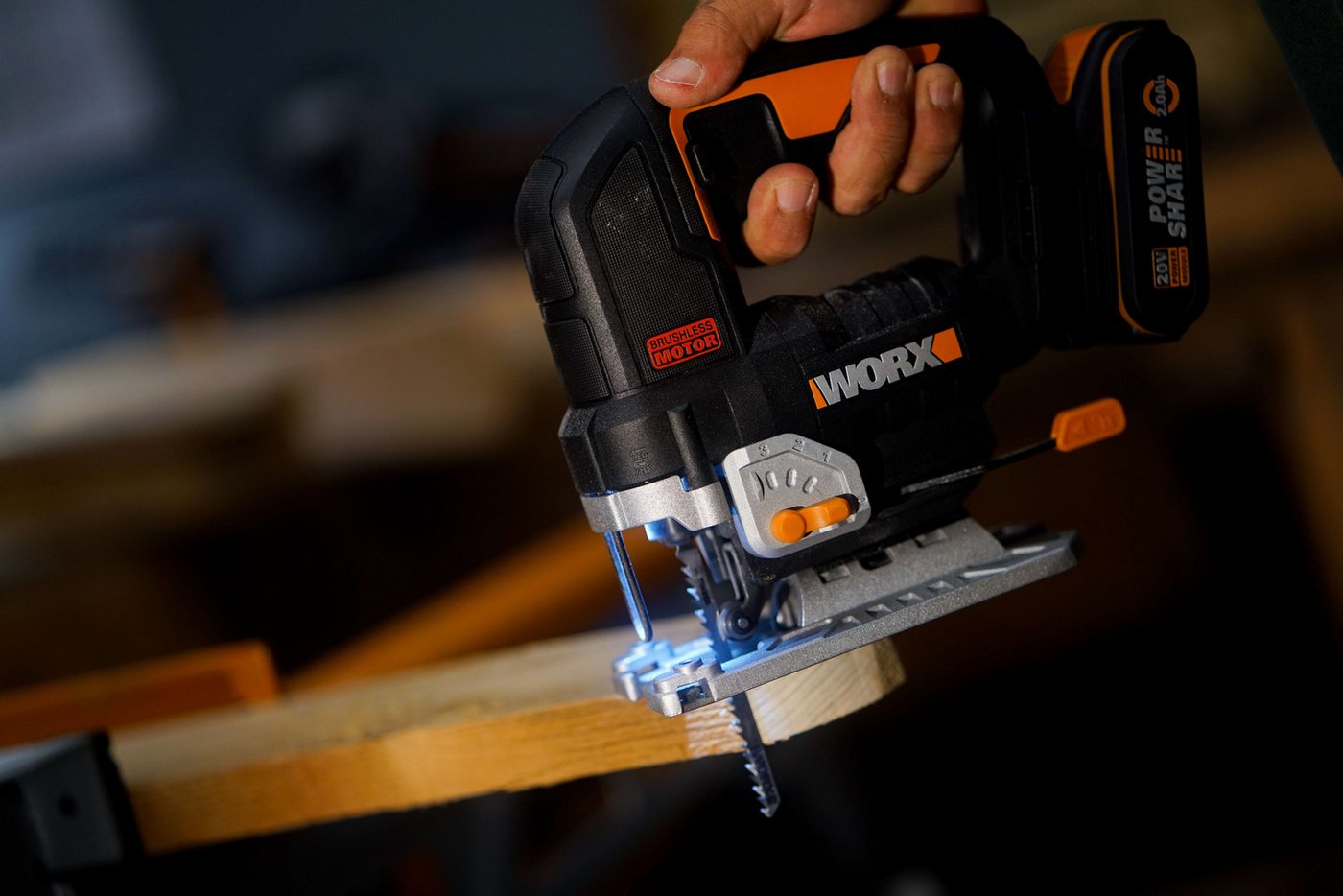 Thumbnail - Worx Akku-Stichsäge NITRO WX542, Brushless-Motor, mit Absaug-Adapter, inkl. Akku & Ladegerät