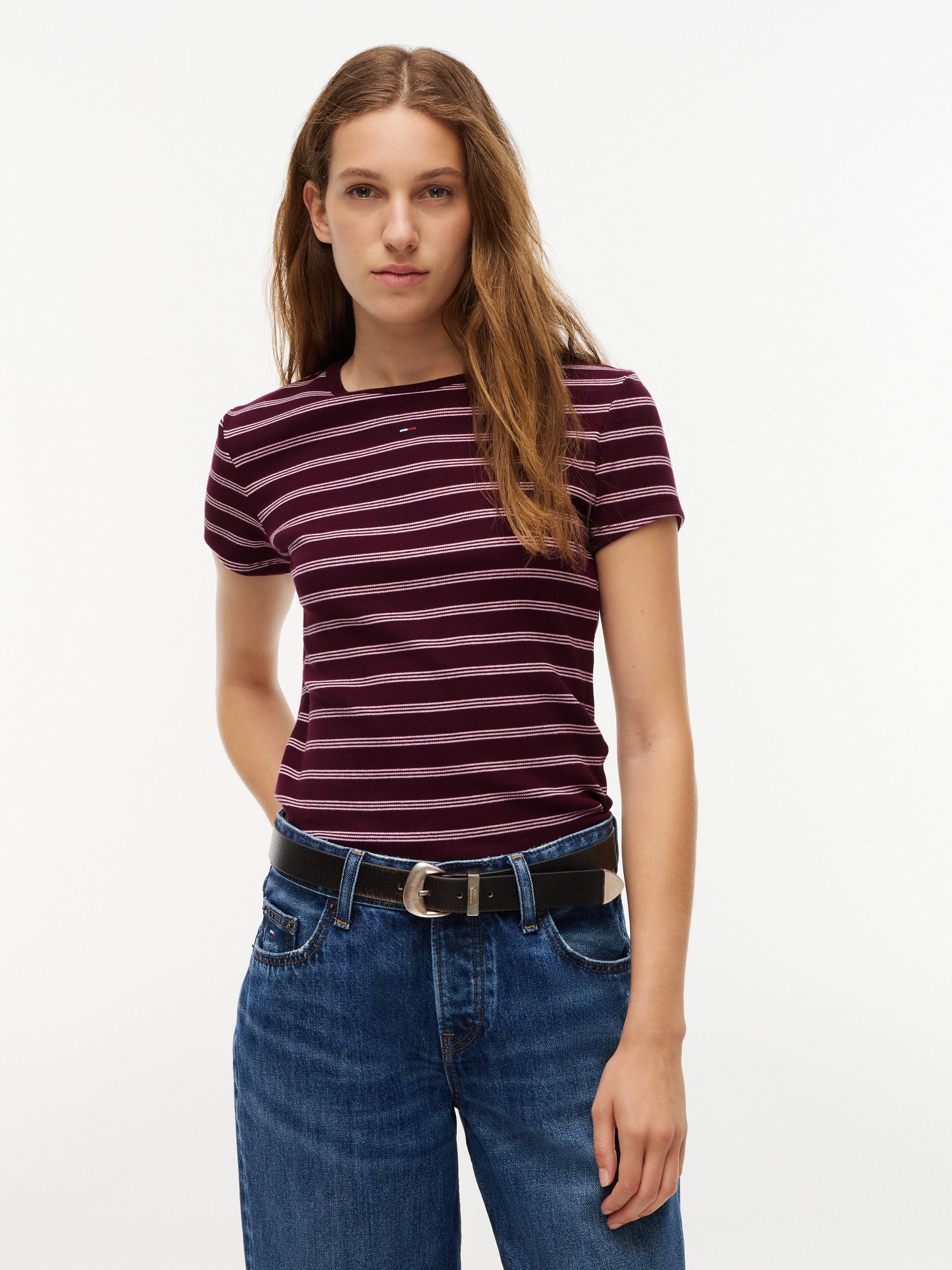 Tommy Jeans Kurzarmshirt TJW SLIM ESSENTIAL RIB SS EXT mit gerippter Struktur