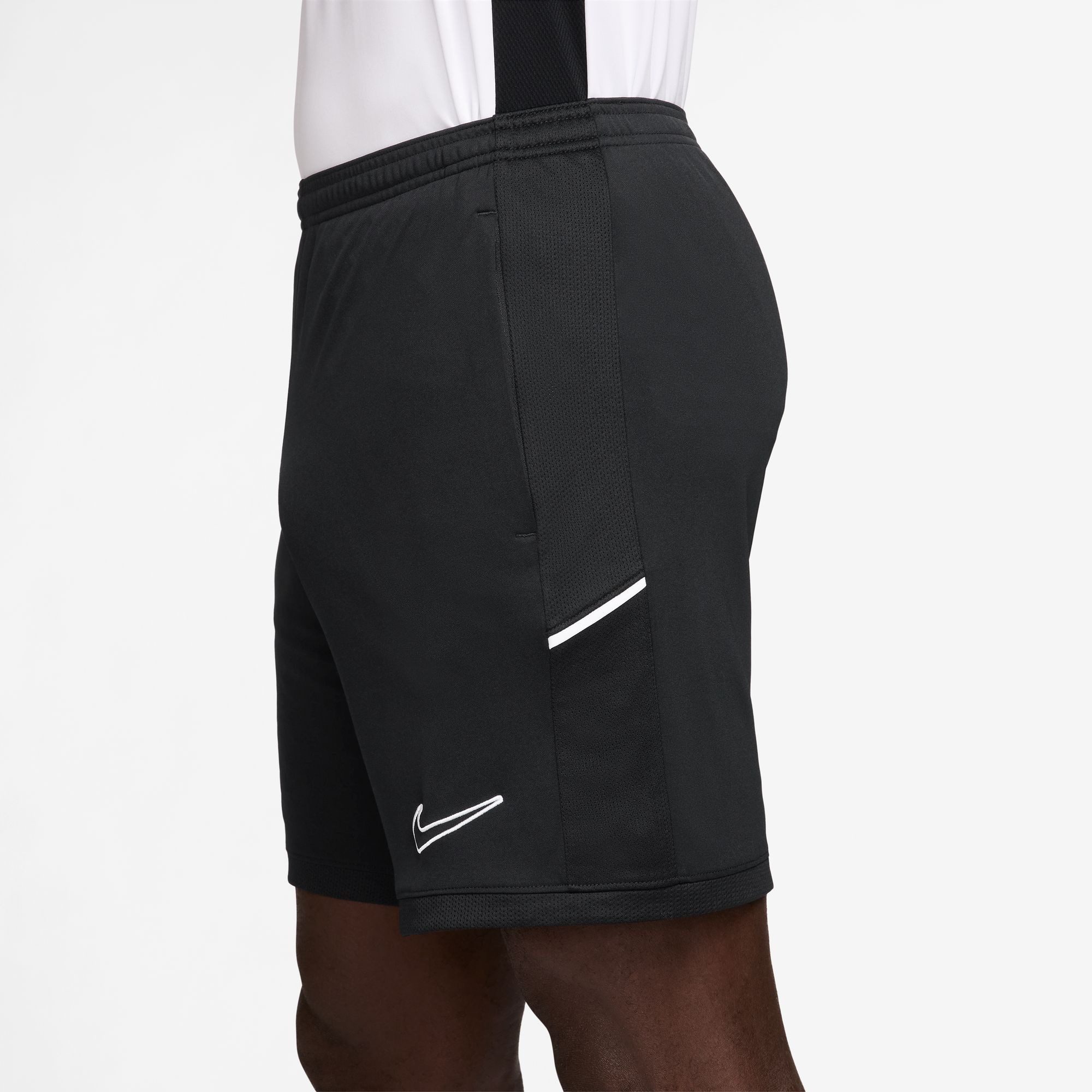 Nike Trainingsshorts M NK DF ACD25 SHORT KP BR mit Dri-FIT-Technologie, aus Polyester, in den Größen XS bis XXXL
