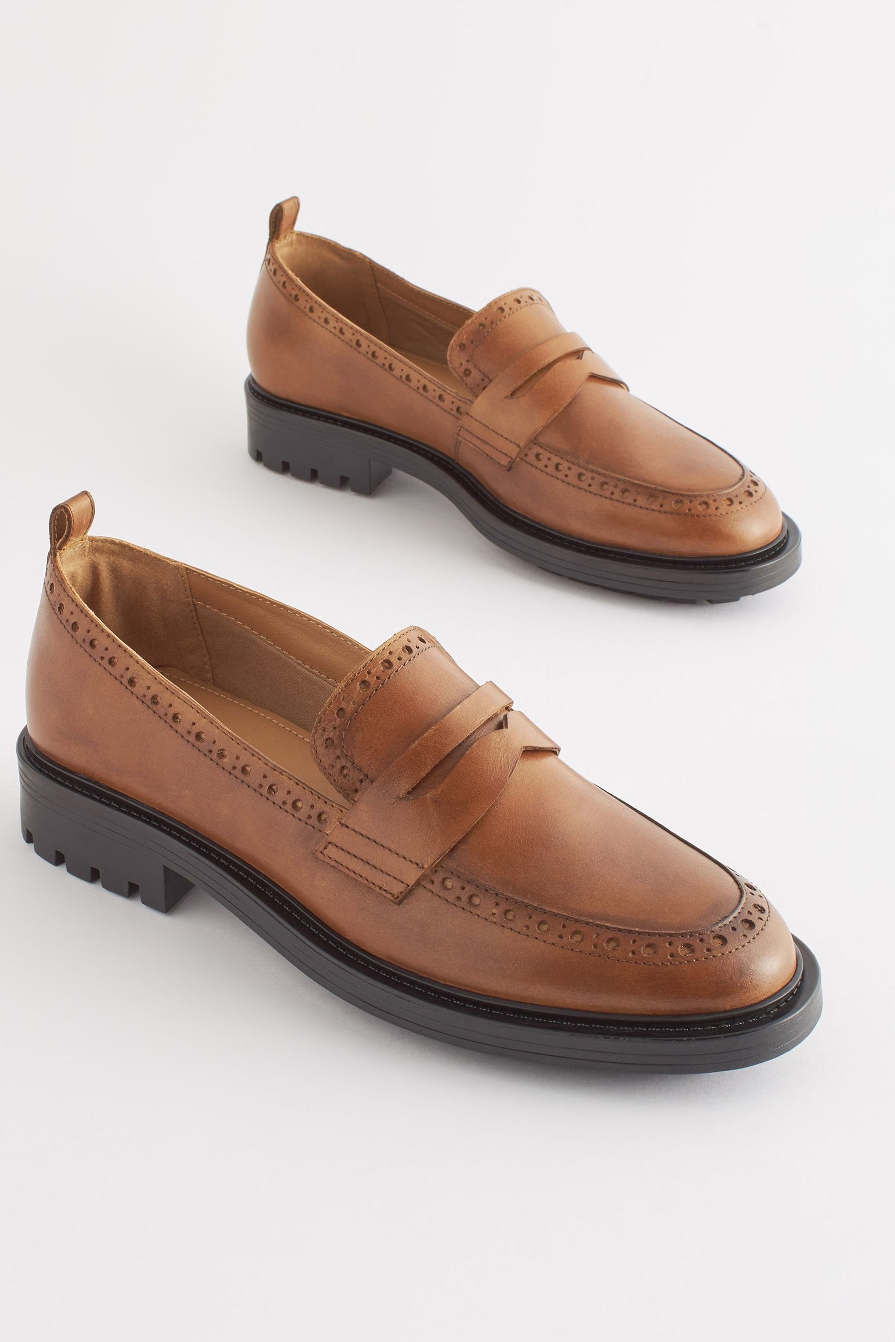 Next Forever Comfort® Lederloafer mit Brogue-Details Loafer (1-tlg)