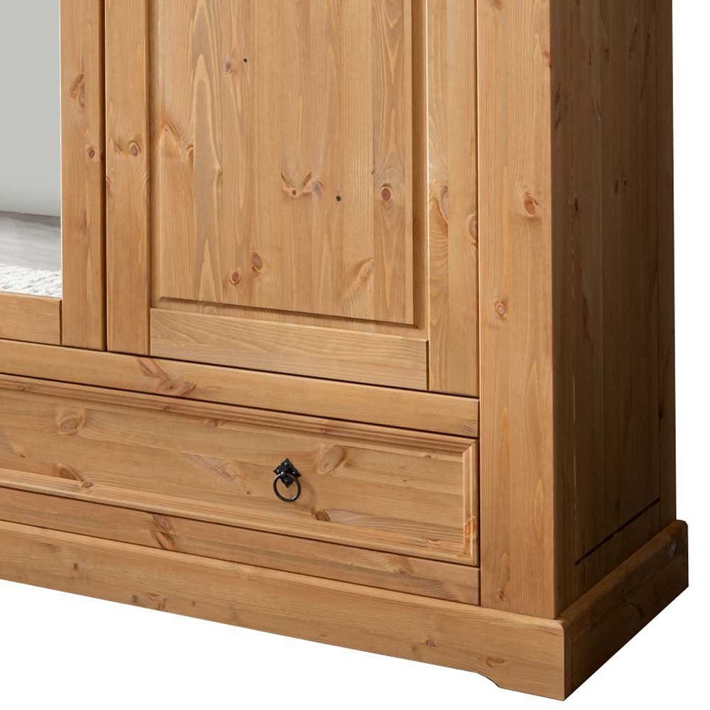 Pharao24 Kleiderschrank Caribea aus Massivholz