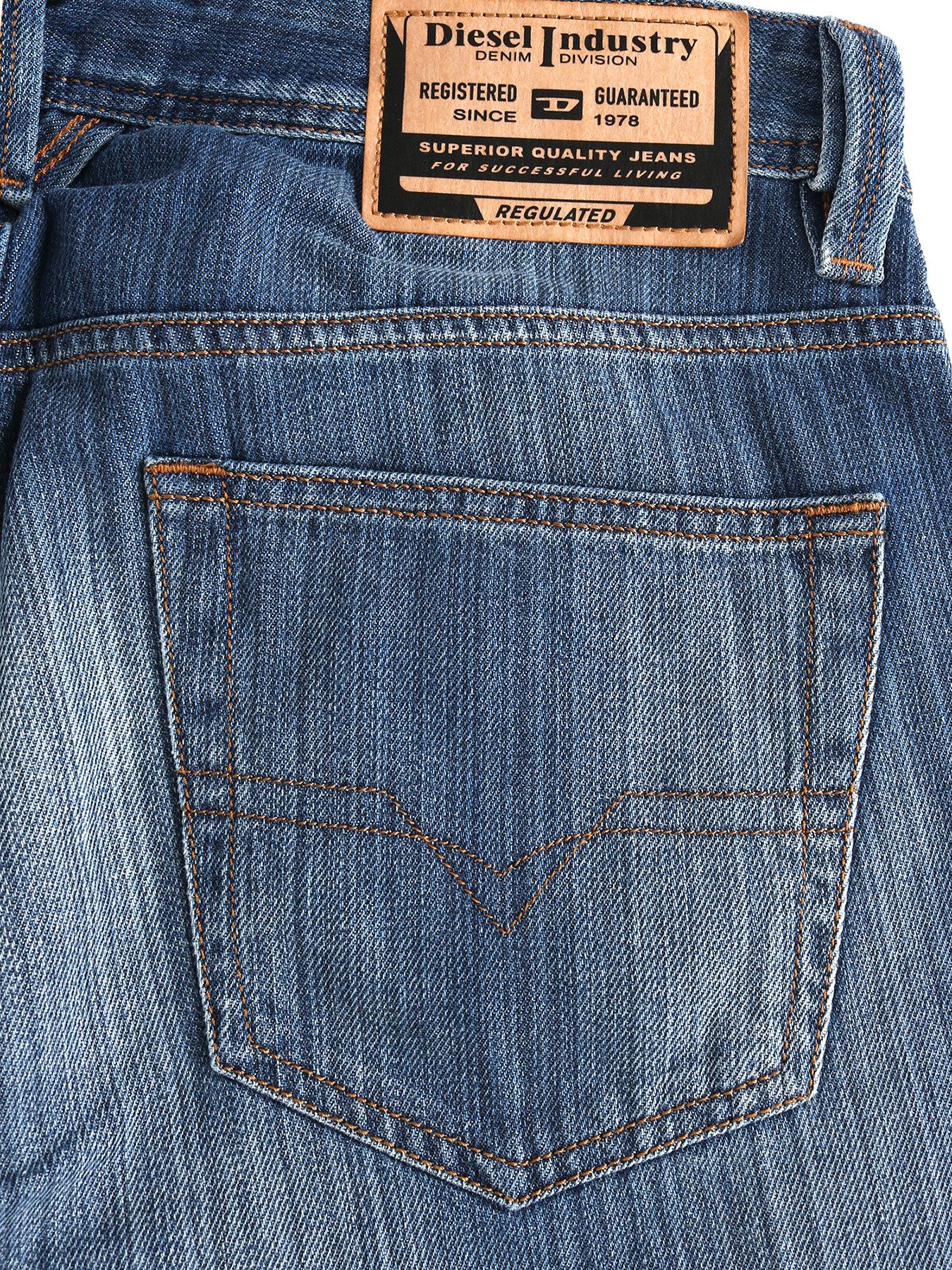 Diesel Straight-Jeans Leicht & Weich ohne Stretch - MARKEE R9I89 - Länge:32 Regular Fit, Extra-Lang – Bild 4 von 5
