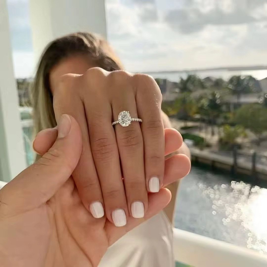 ROUGEMONT Verlobungsring Eleganter Damen Verlobungsring Ovalschliff günstig online kaufen