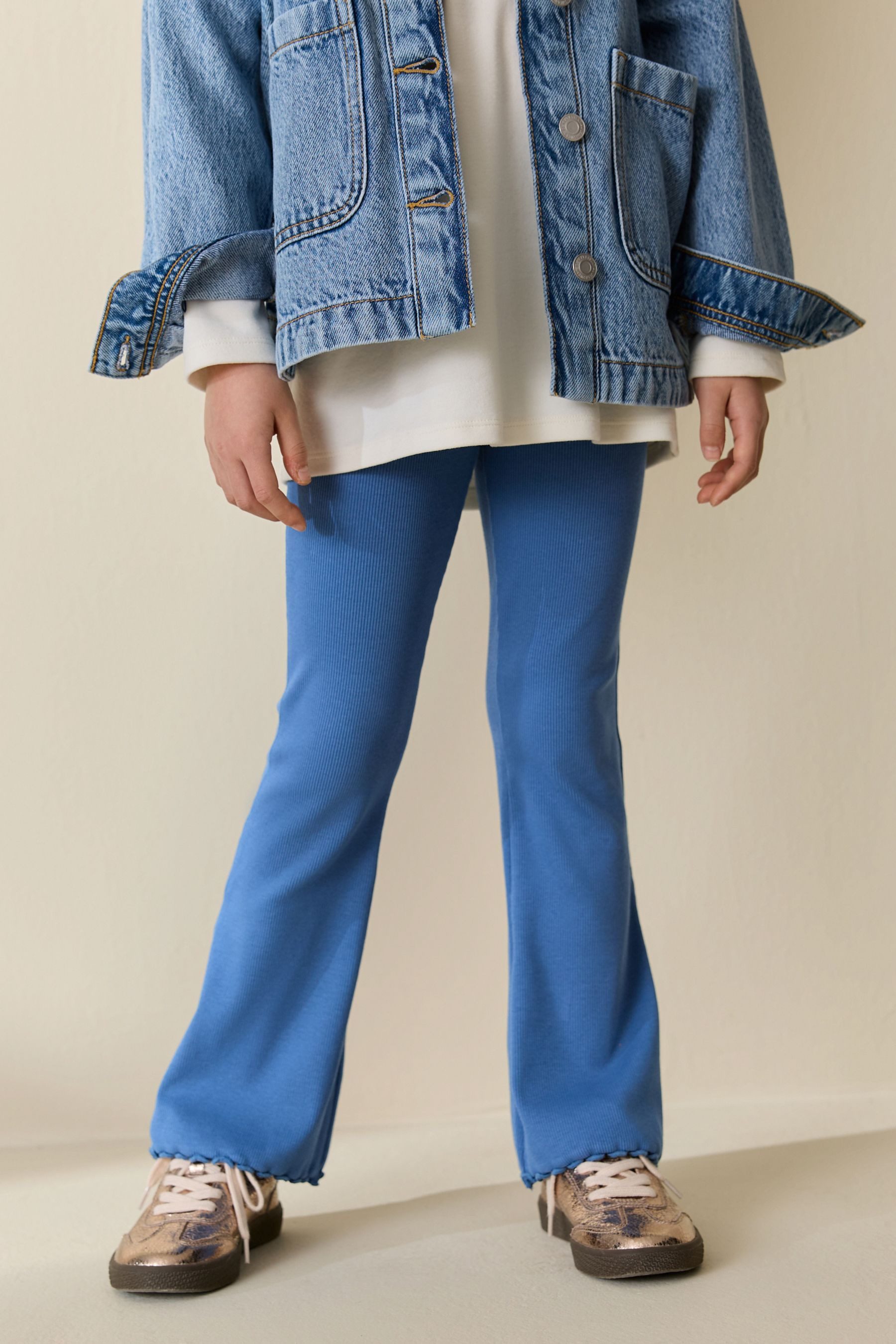 Leggings Gerippte Leggings mit ausgestelltem Bein