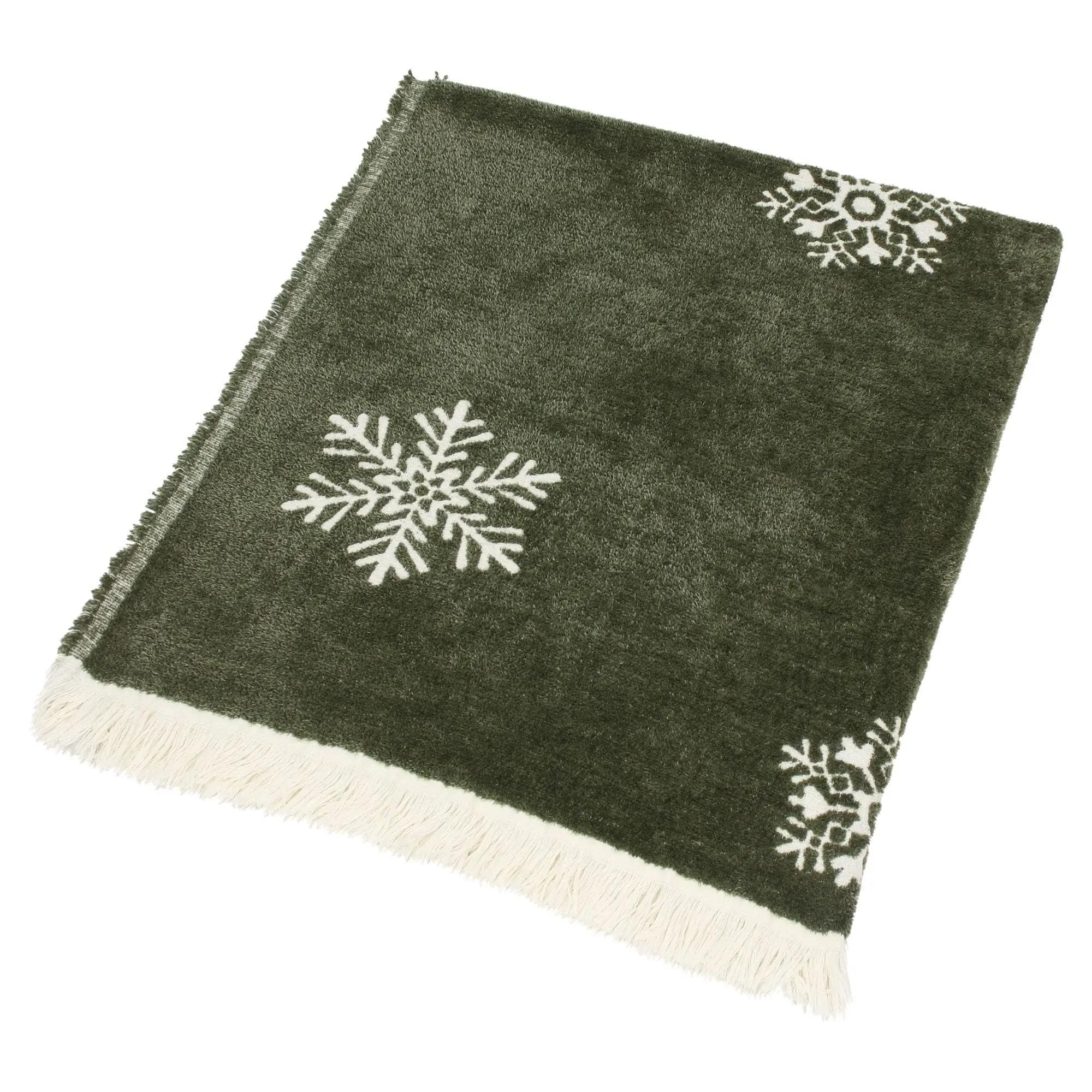 Wohndecke Kuscheldecke "Schneeflocken" in grün / creme, 130x170 cm, Sofadecke, Dekoleidenschaft, Couchdecke
