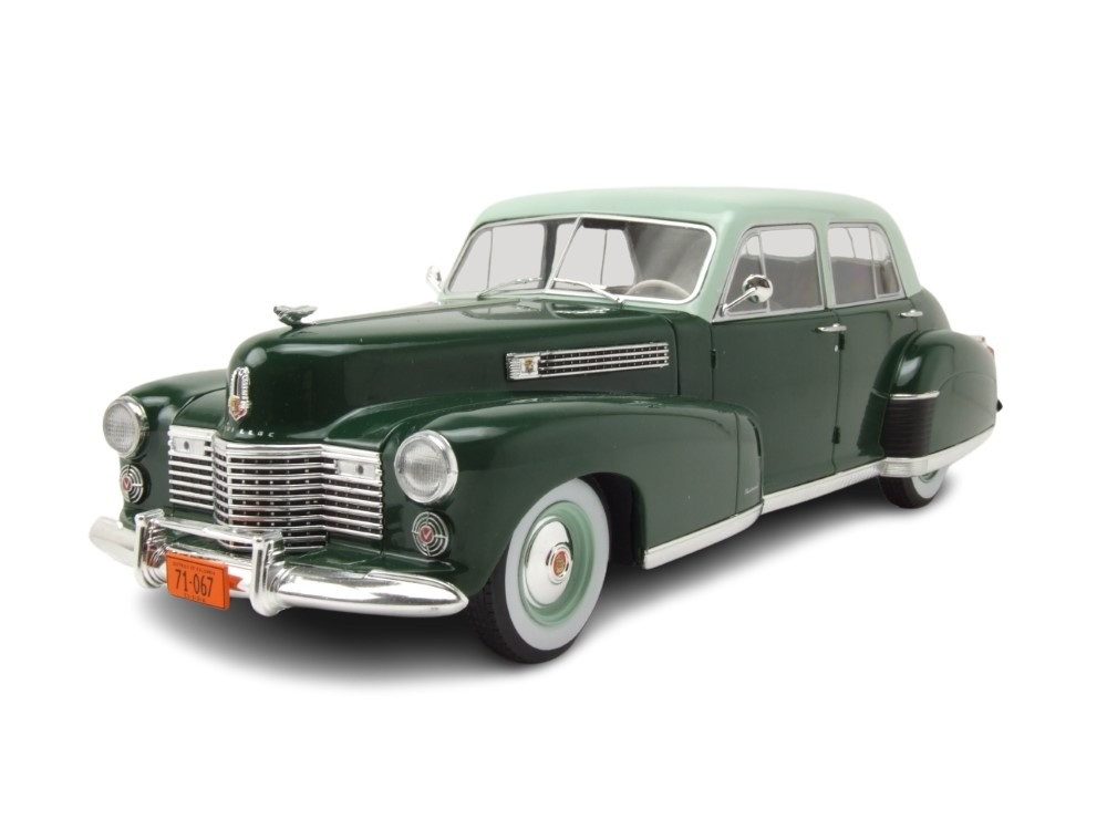 MCG Modellauto Cadillac Fleetwood Series 60 Special Sedan 1941 dunkelgrün hellgrün, Maßstab 1:18