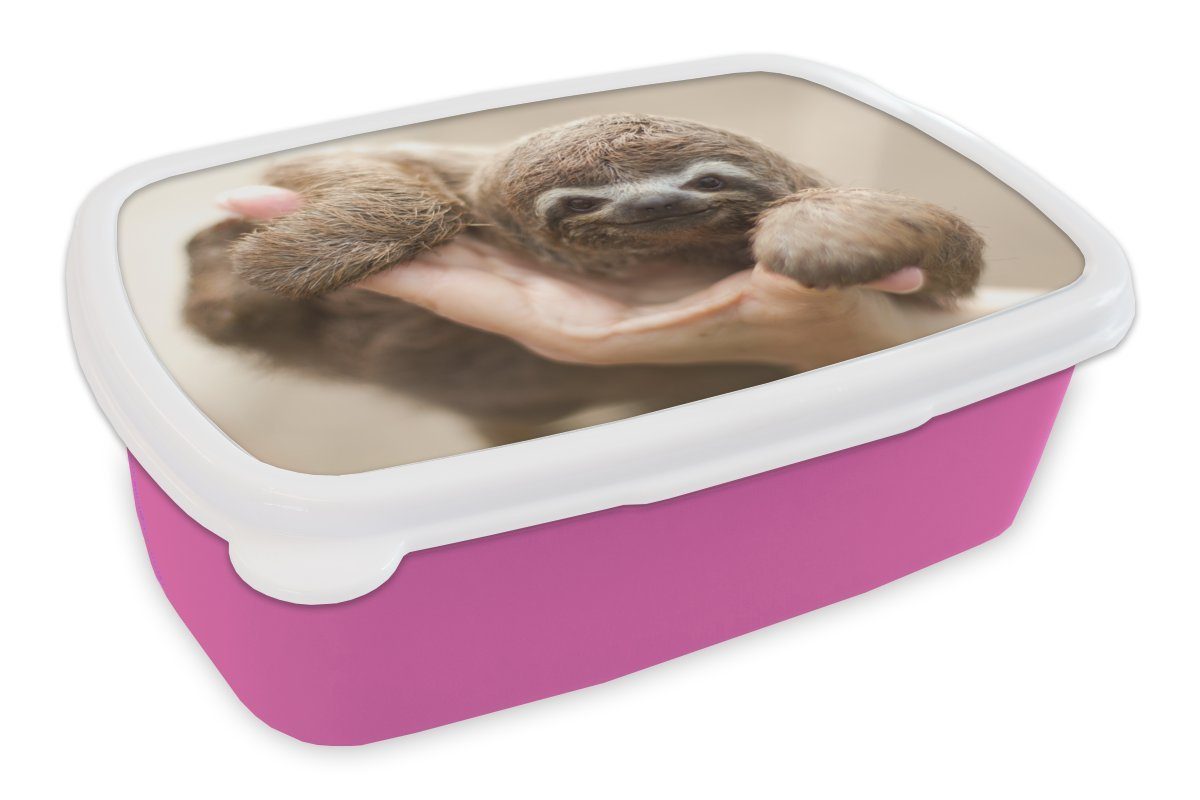 Ein Hand, Snackbox, Kunststoff, junges Mädchen, Lunchbox (2-tlg), Brotdose einer in rosa Kunststoff MuchoWow Faultier Brotbox Kinder, Erwachsene, für