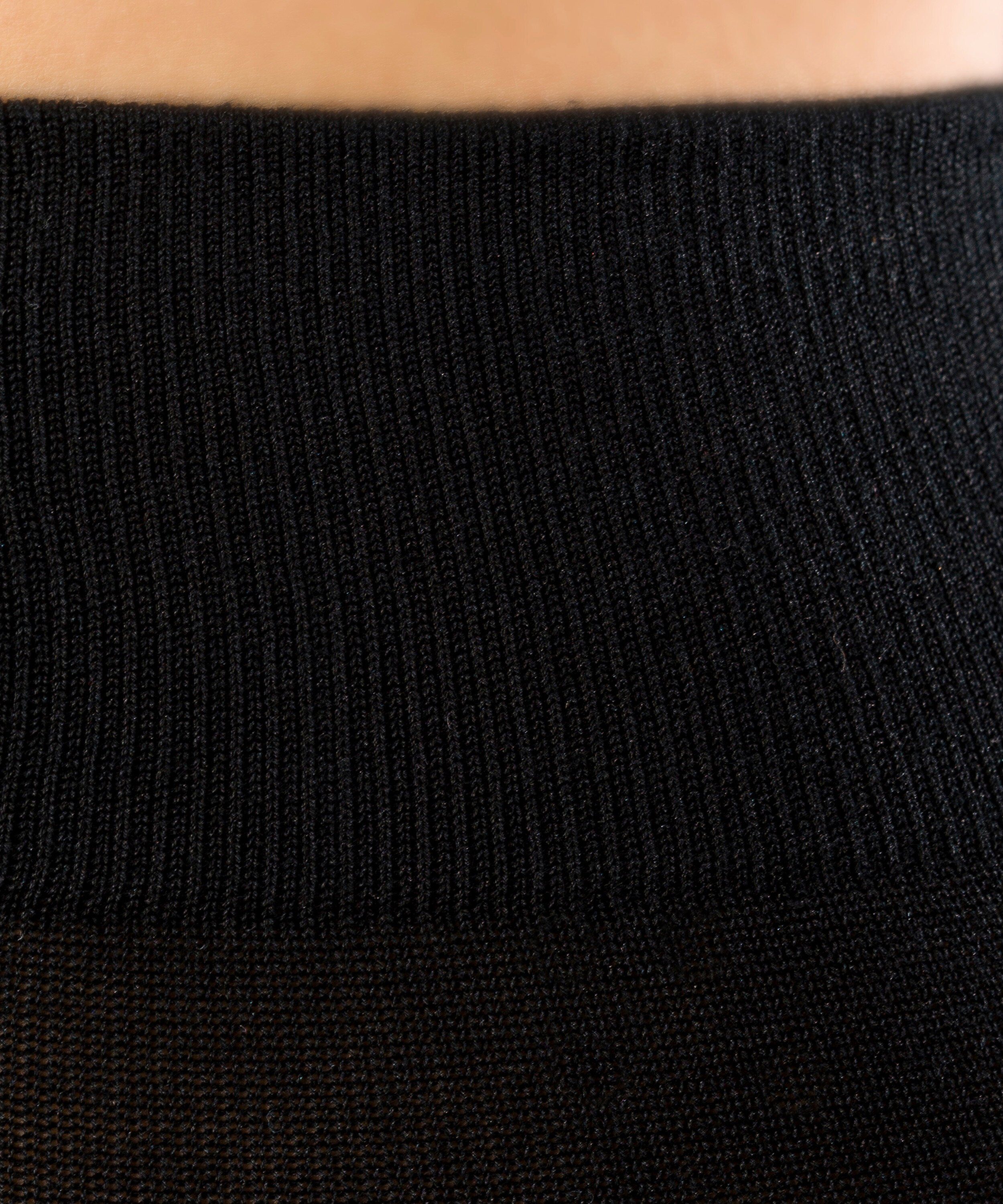 FALKE Strickstrumpfhose No. 2 Finest Silk Strumpfhose mit Seidenanteil (1 St) mit Seidenanteil