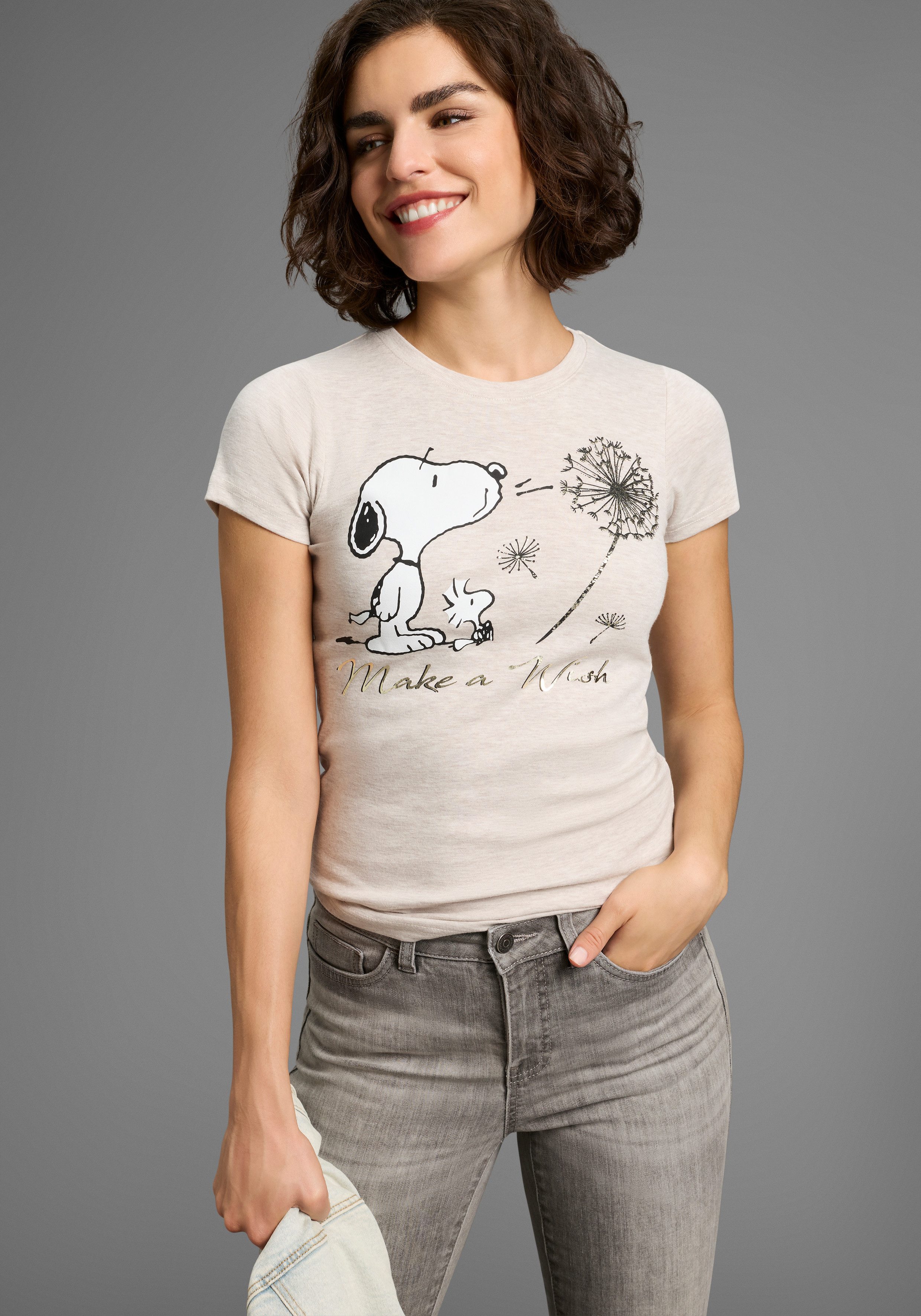 KangaROOS Kurzarmshirt sehr figurbetonte Passform, bedruckte, günstig online kaufen