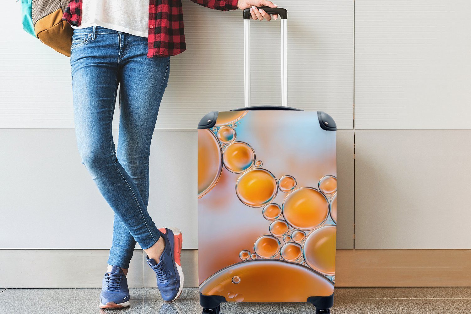MuchoWow Handgepäckkoffer Reisekoffer 4 Orange Trolley, - - mit Handgepäck rollen, Ferien, Seifenblasen für Rollen, Wasser, Reisetasche