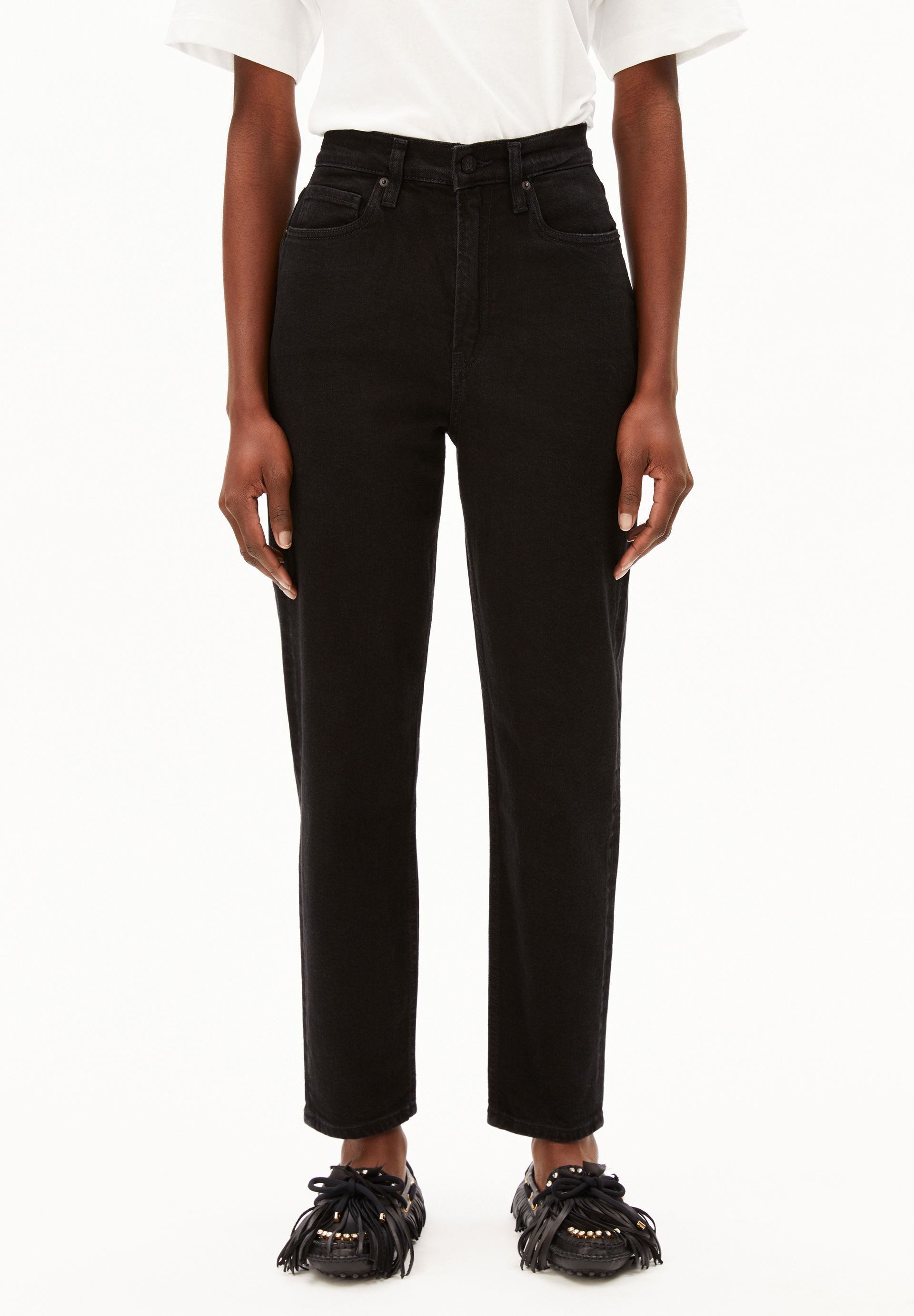 Armedangels Mom-Jeans MAIRAA Mom Jeans recycelter Baumwoll Mix (Comfort-Stretch) High waist