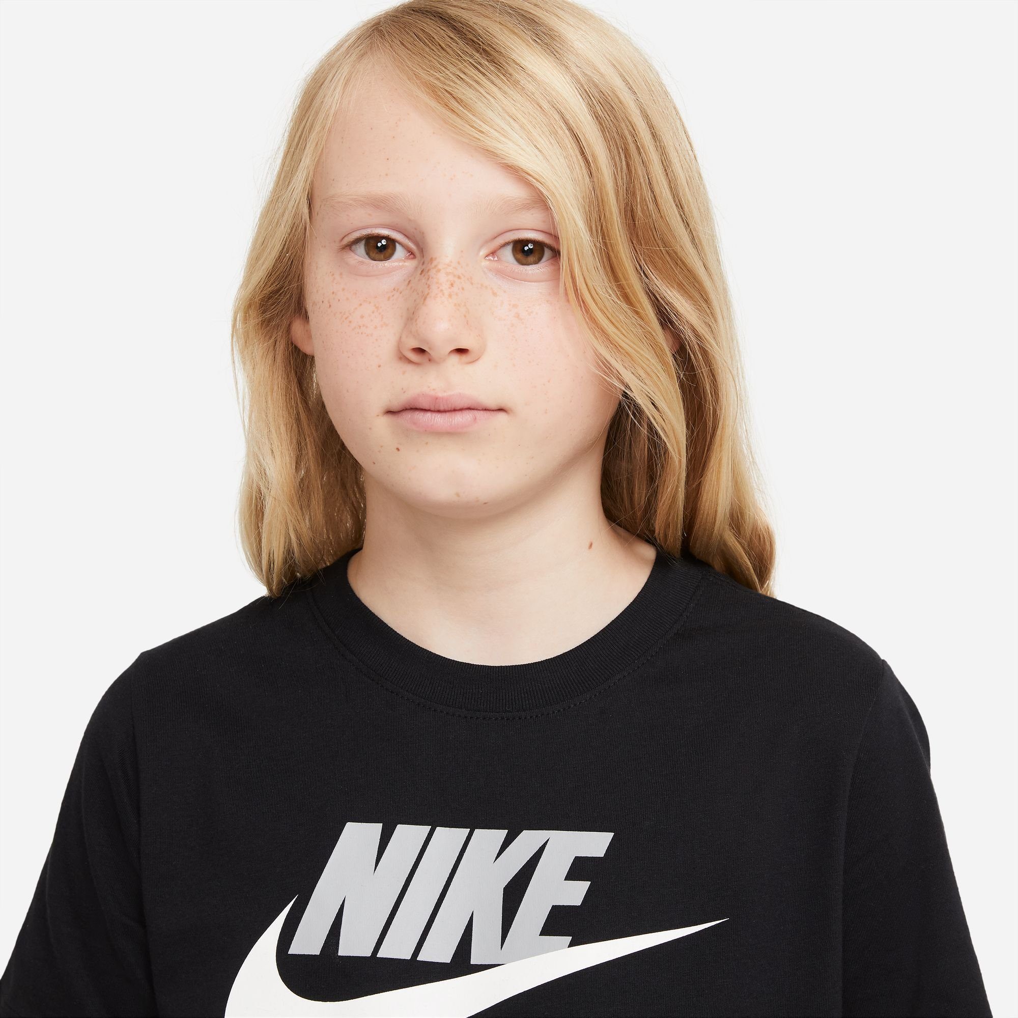 Nike Sportswear T-Shirt BIG COTTON KIDS' schwarz-grau-weiß T-SHIRT