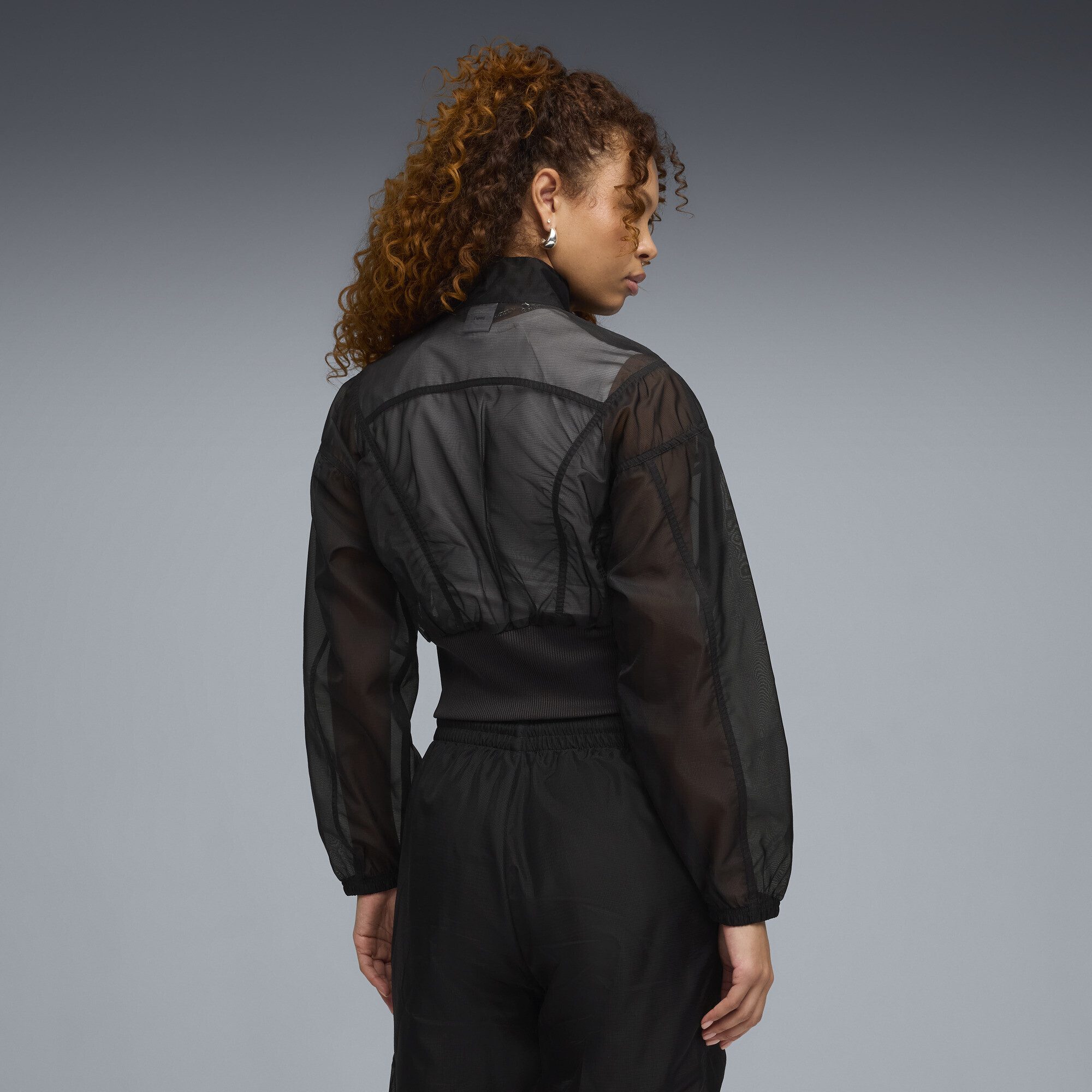 PUMA Trainingsjacke Dare To Oversized Gewebte Jacke Damen