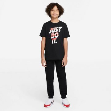Nike Sportswear T-Shirt Big Kids' (Boys) T-Shirt