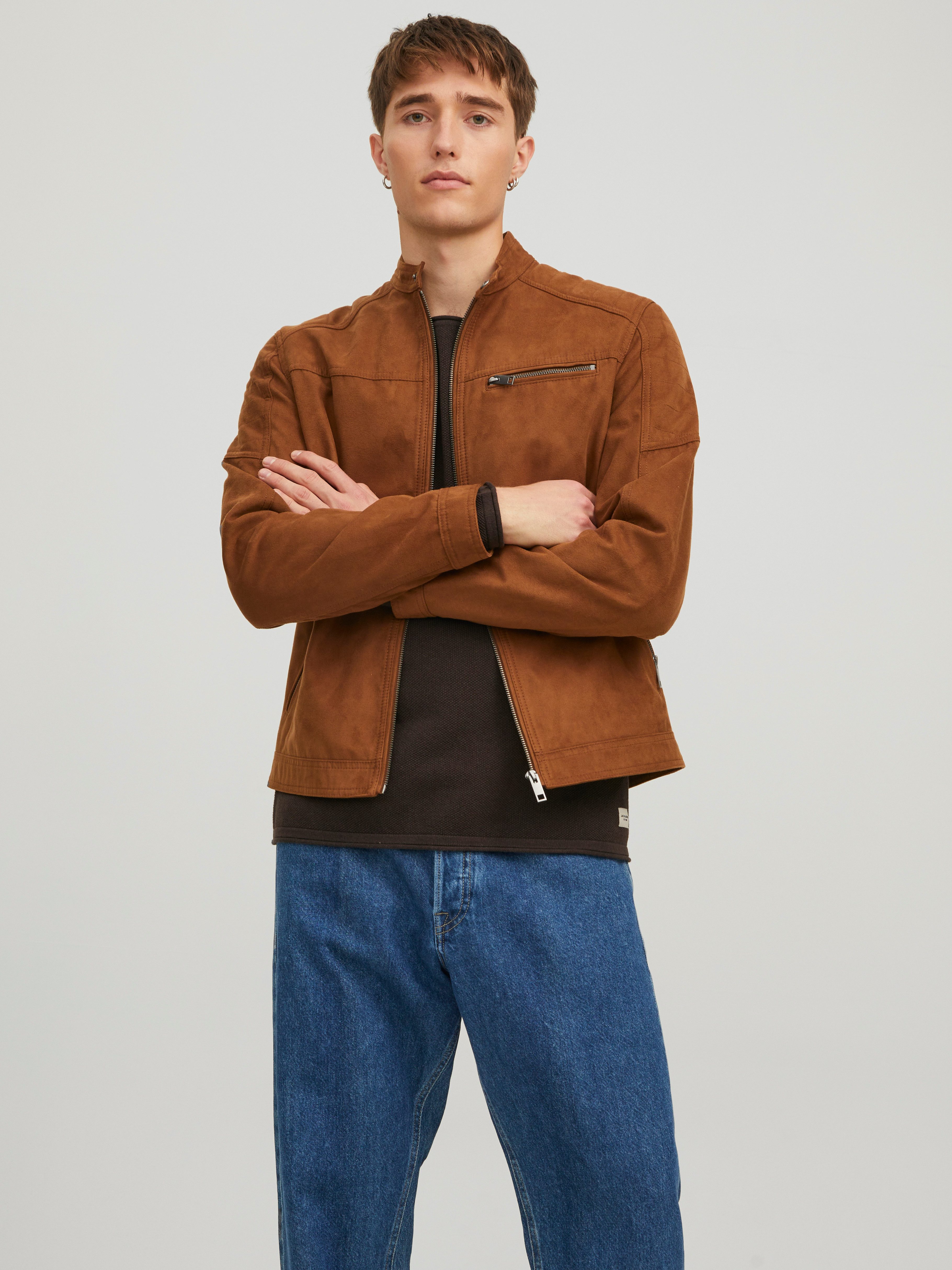 Jack & Jones Lederimitatjacke JJEROCKY in Kunstlederoptik mit Reißverschlusstaschen unifarben, modisch, regular fit, Lederimitat