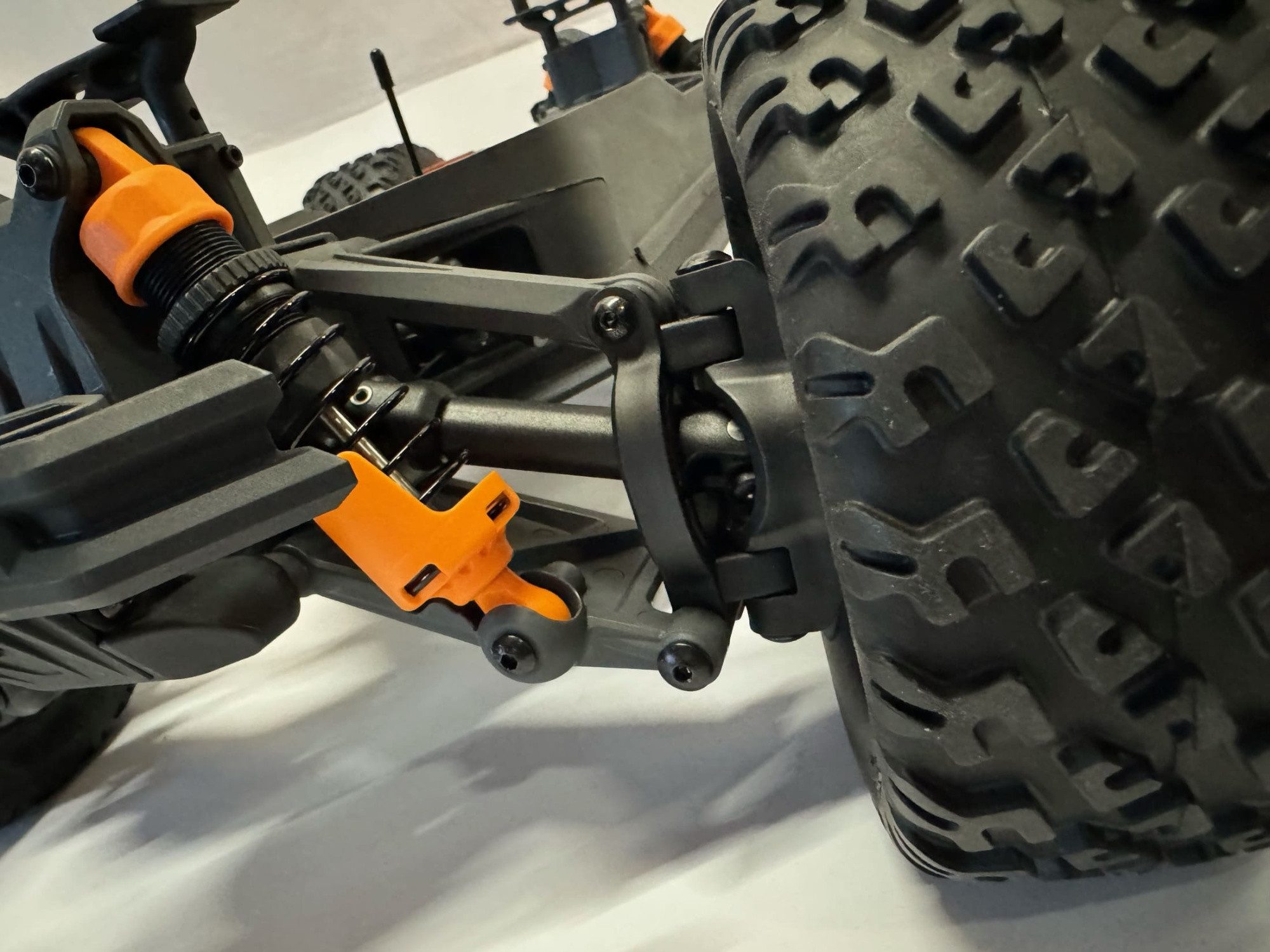 DF-Models RC-Quadrocopter DF Models RC Z-10 Competition Truggy BR 1:10XL RTR