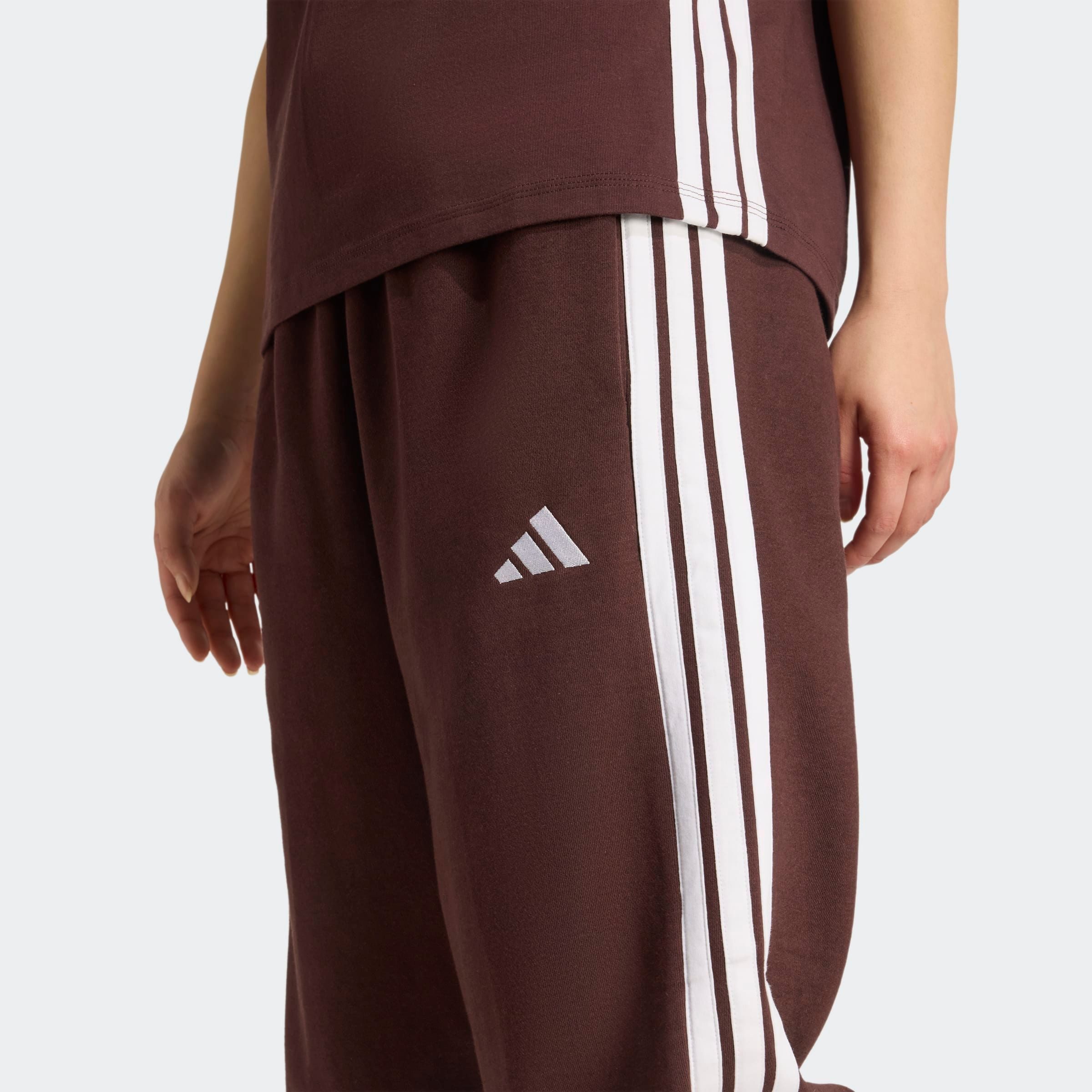 adidas Sportswear Sporthose W 3S FL C PT (1-tlg) Locker geschnitten, mit schmal zulaufender Beinform