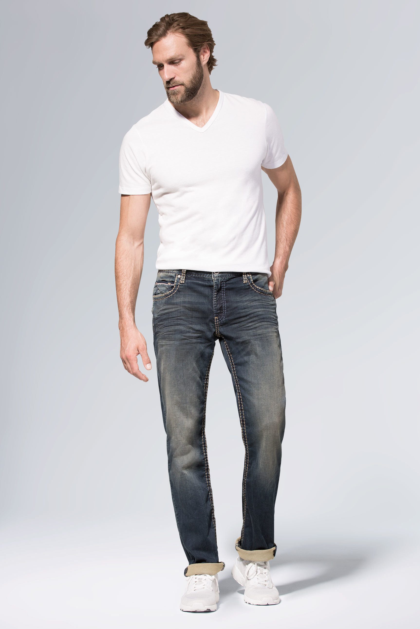 CAMP DAVID Comfort-fit-Jeans Münztasche mit Ziernaht