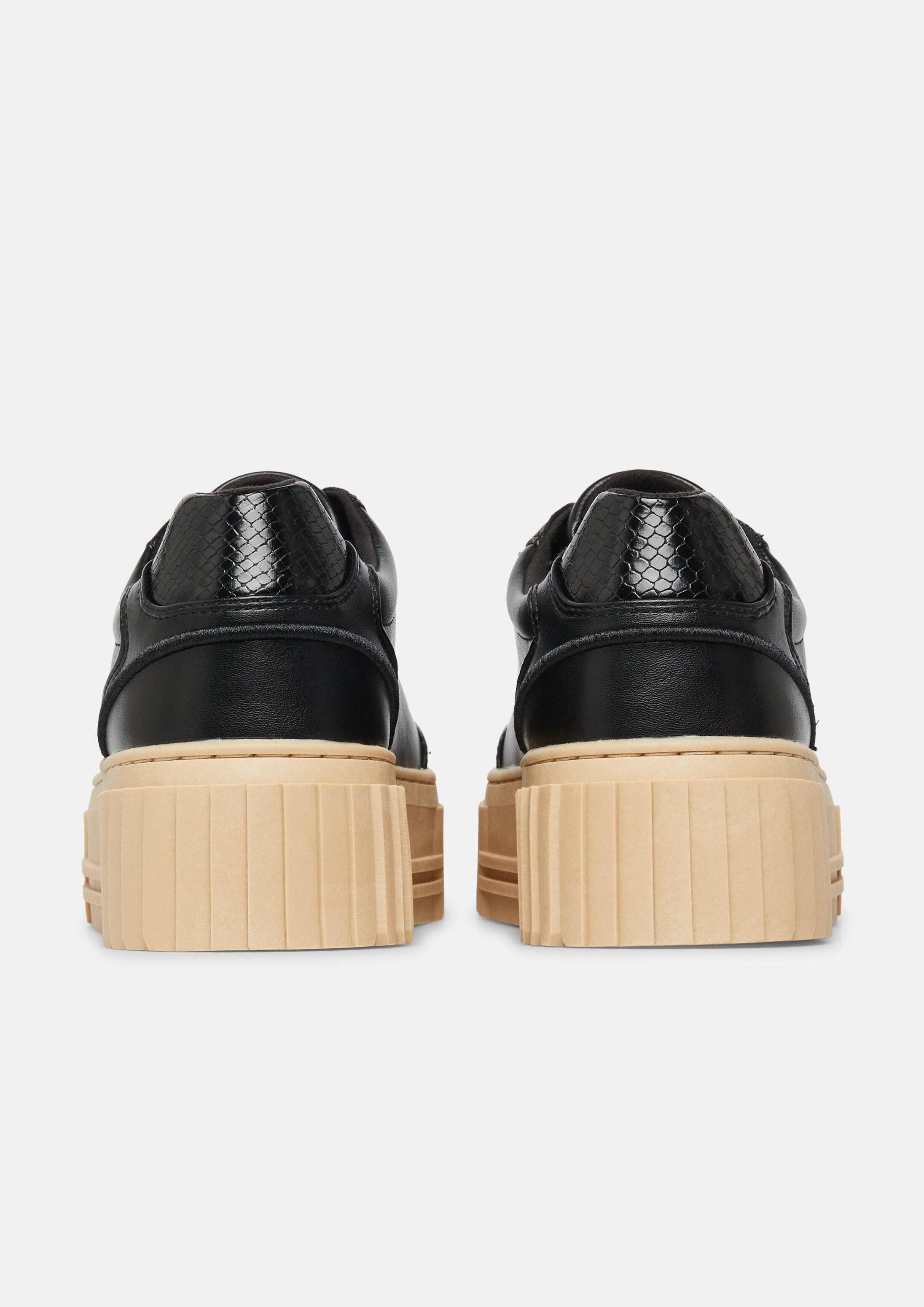 s.Oliver Sneakers Sneaker Sneaker mit Plateau-Sohle und Leo-Detail