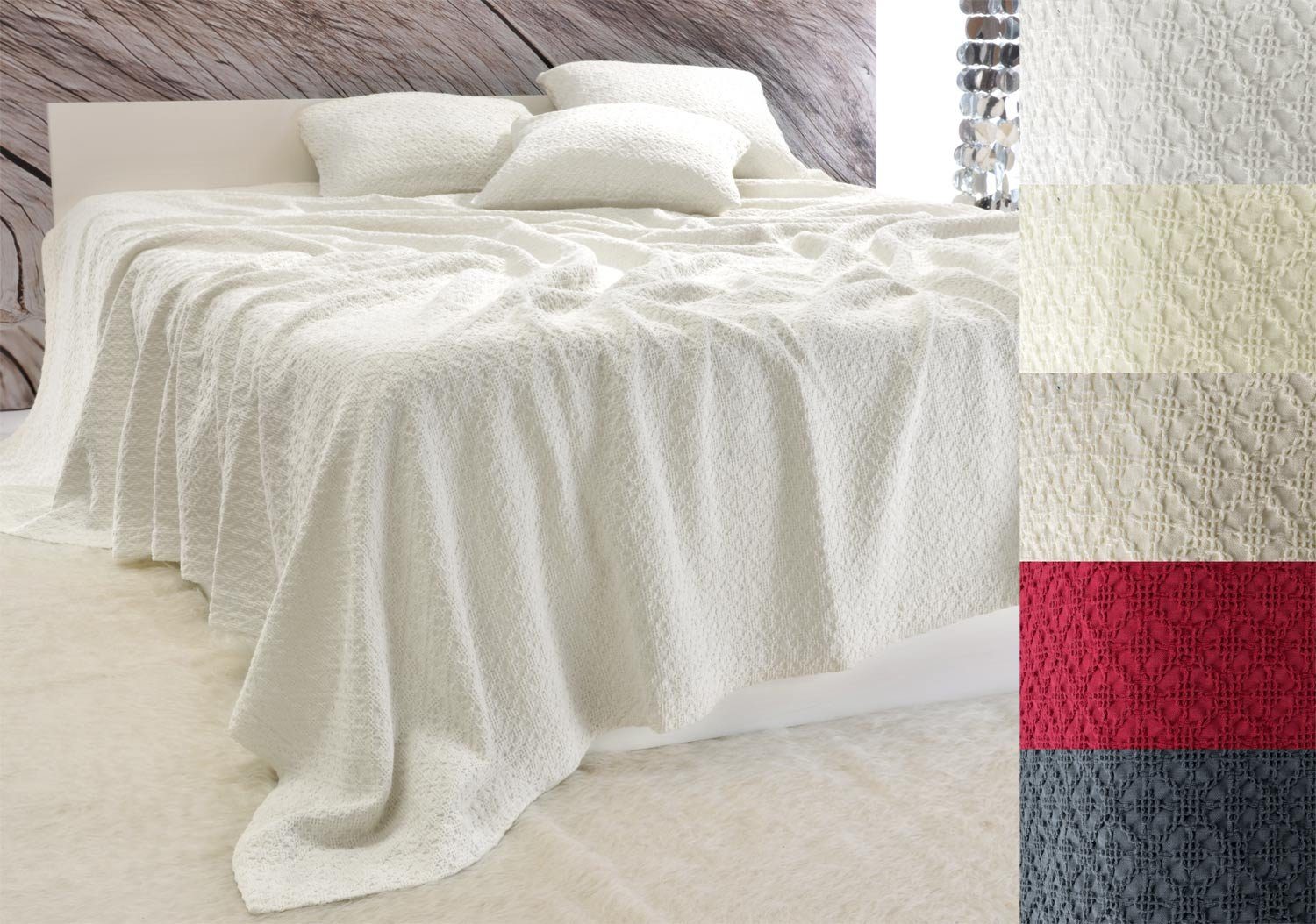 Wohnen und Accessoires GmbH & Co. KG Bettüberwurf Tagesdecke "Coimbra" - Kreuzstich Ornamente. € 104,90