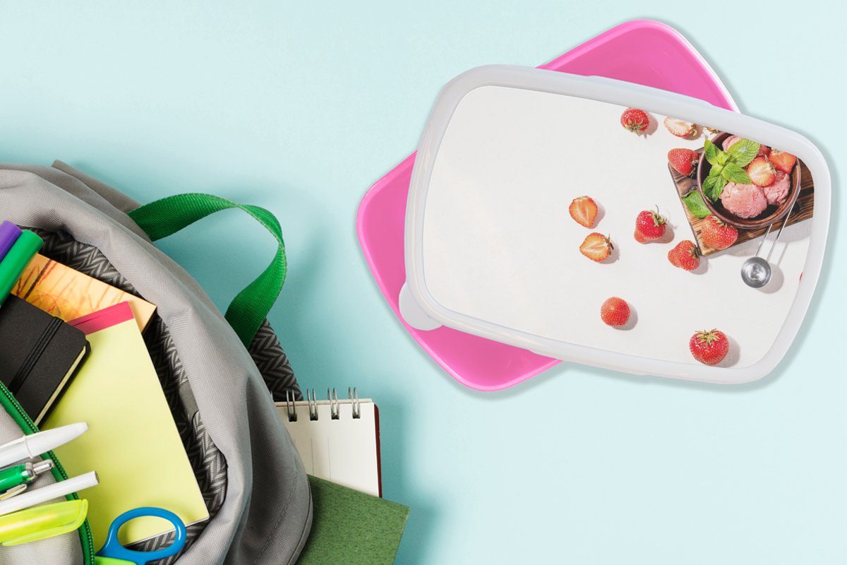 MuchoWow Lunchbox - Kunststoff, Erdbeere - Kinder, Eiszange, - Kunststoff Snackbox, rosa Brotbox Brotdose Kräuter Mädchen, (2-tlg), Erwachsene, Früchte für