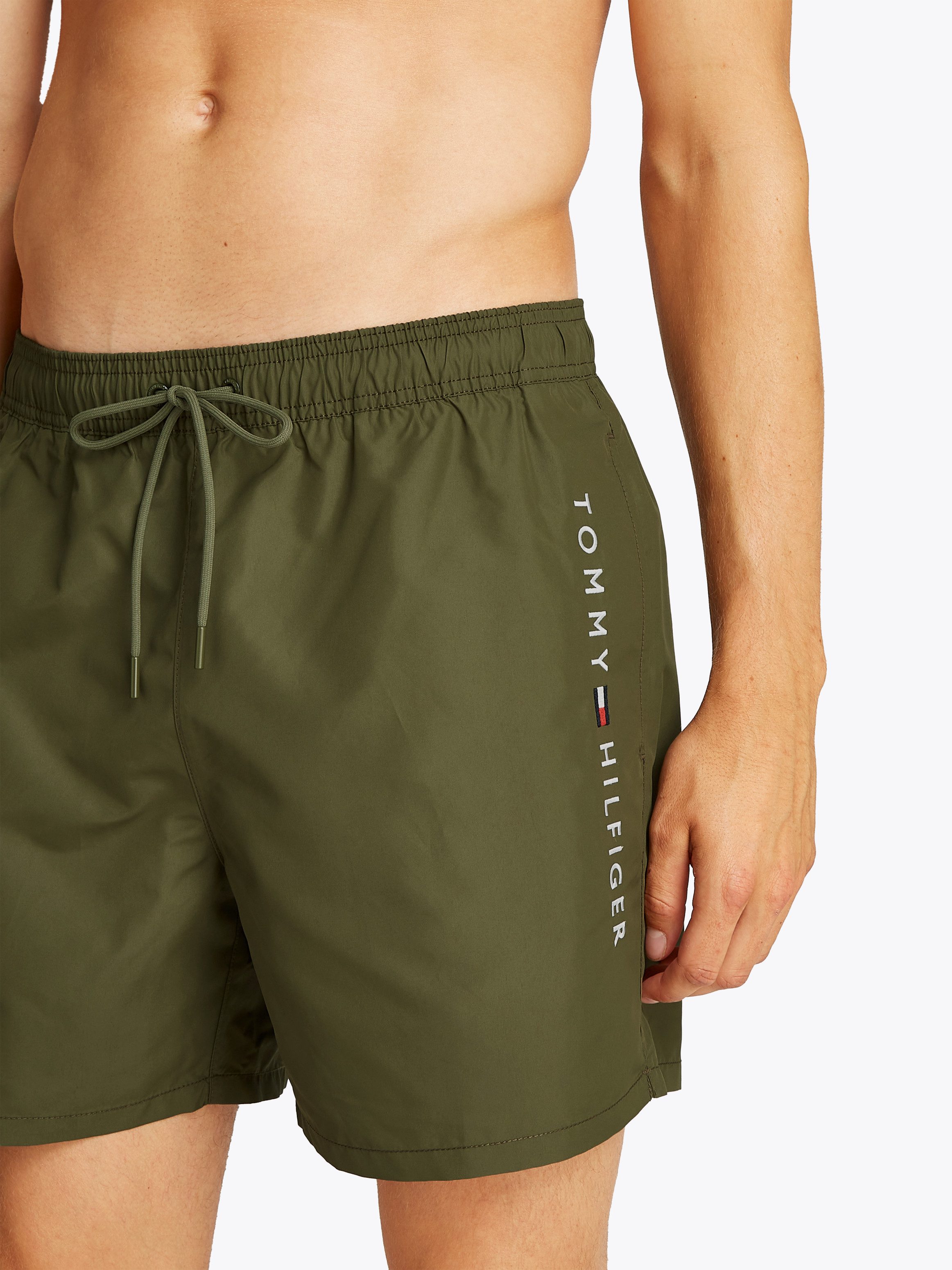 Tommy Hilfiger Swimwear Badeshorts MEDIUM DRAWSTRING mit Logostickerei an d günstig online kaufen