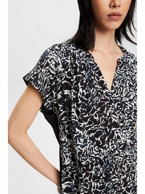 Esprit Collection T-Shirt Gemustertes T-Shirt mit Schlitz am Ausschnitt (1-tlg)