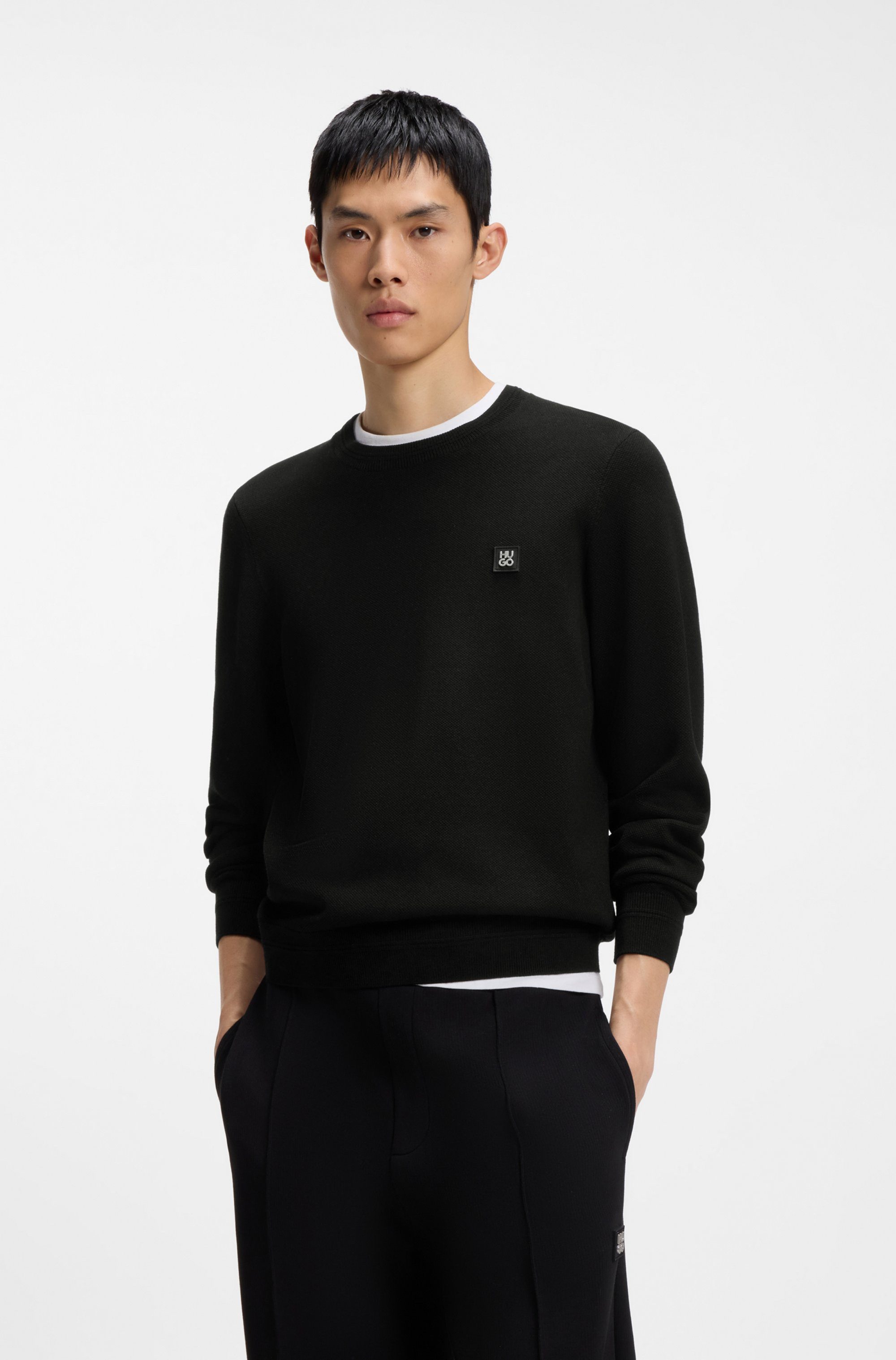 HUGO Strickpullover Setallo Metal Logo Feinstrick, Viskose-Mix, Regular Fit