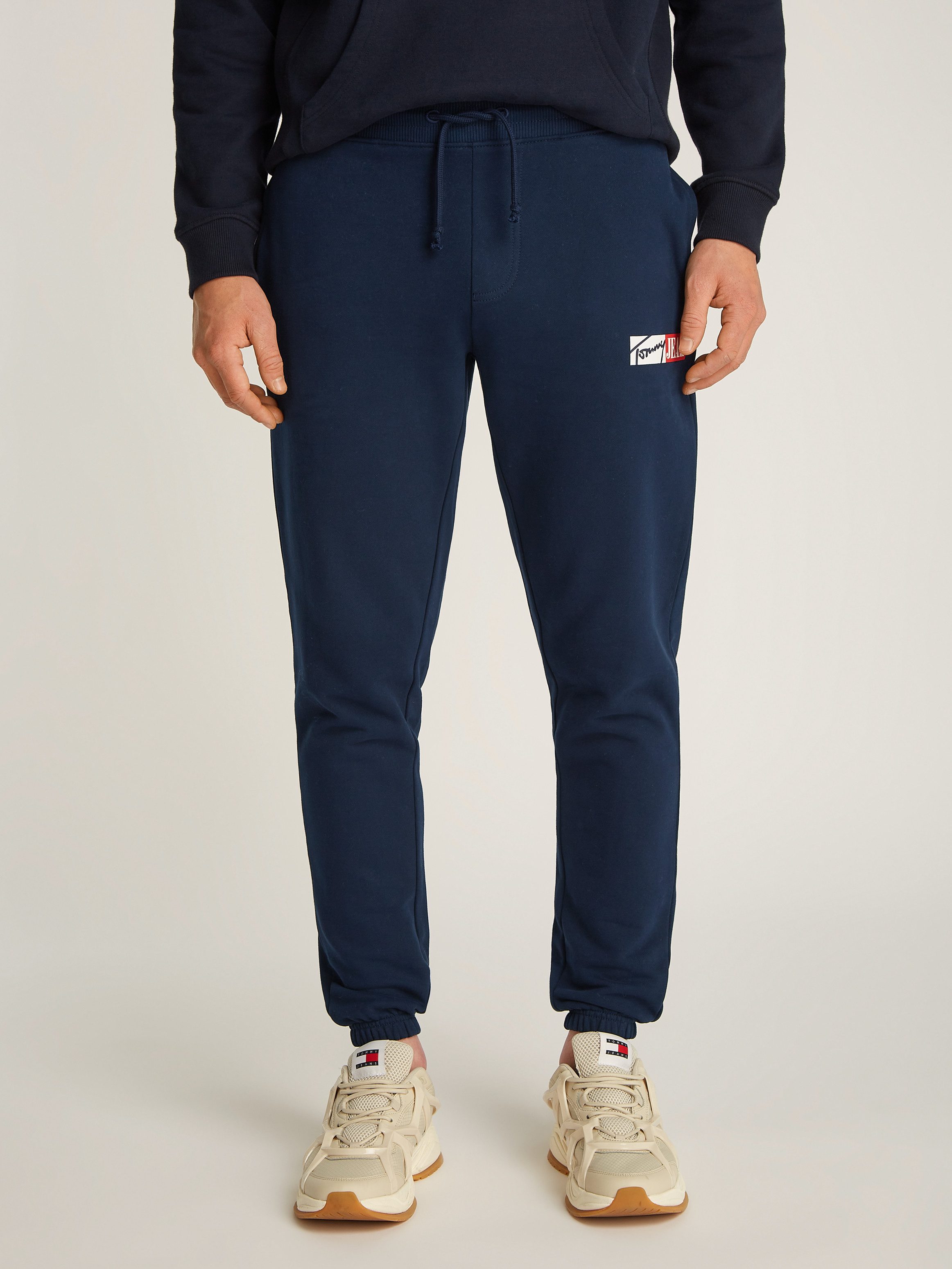 Tommy Jeans Jogginghose TJM SLIM ENTRY SWEATPANT mit Logo günstig online kaufen