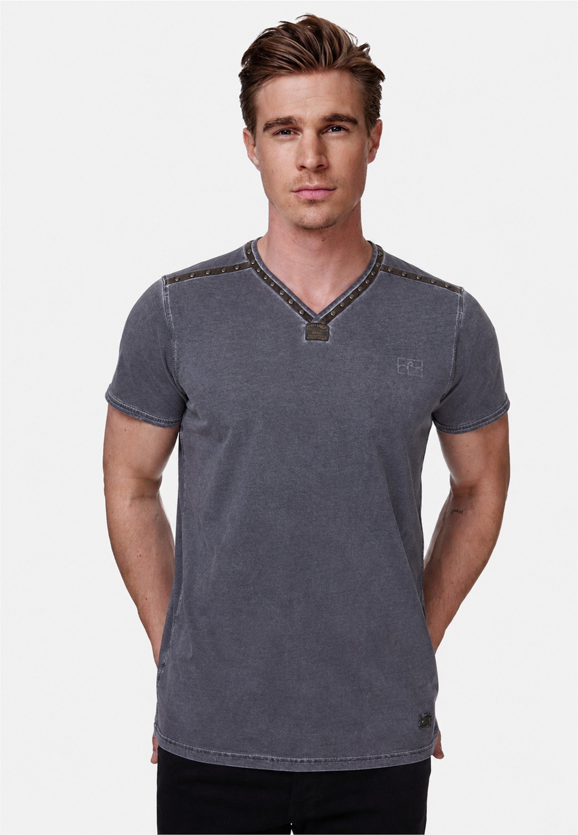 Rusty Neal T-Shirt 15359 mit V-Ausschnitt